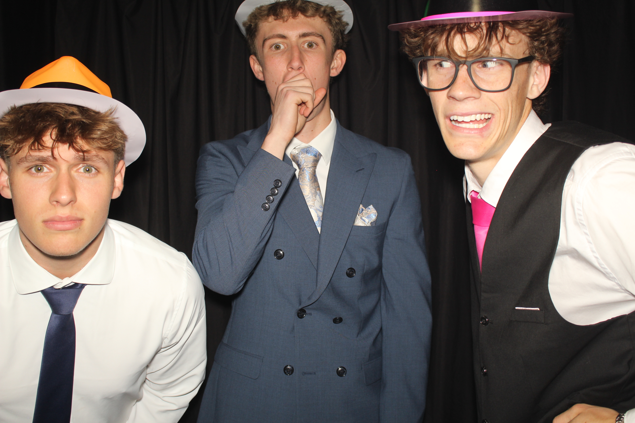 CHESS Prom | View more photos from the event at gallery.photoboothcincy.com/u/PhotoBoothCincy/CHESS-Prom