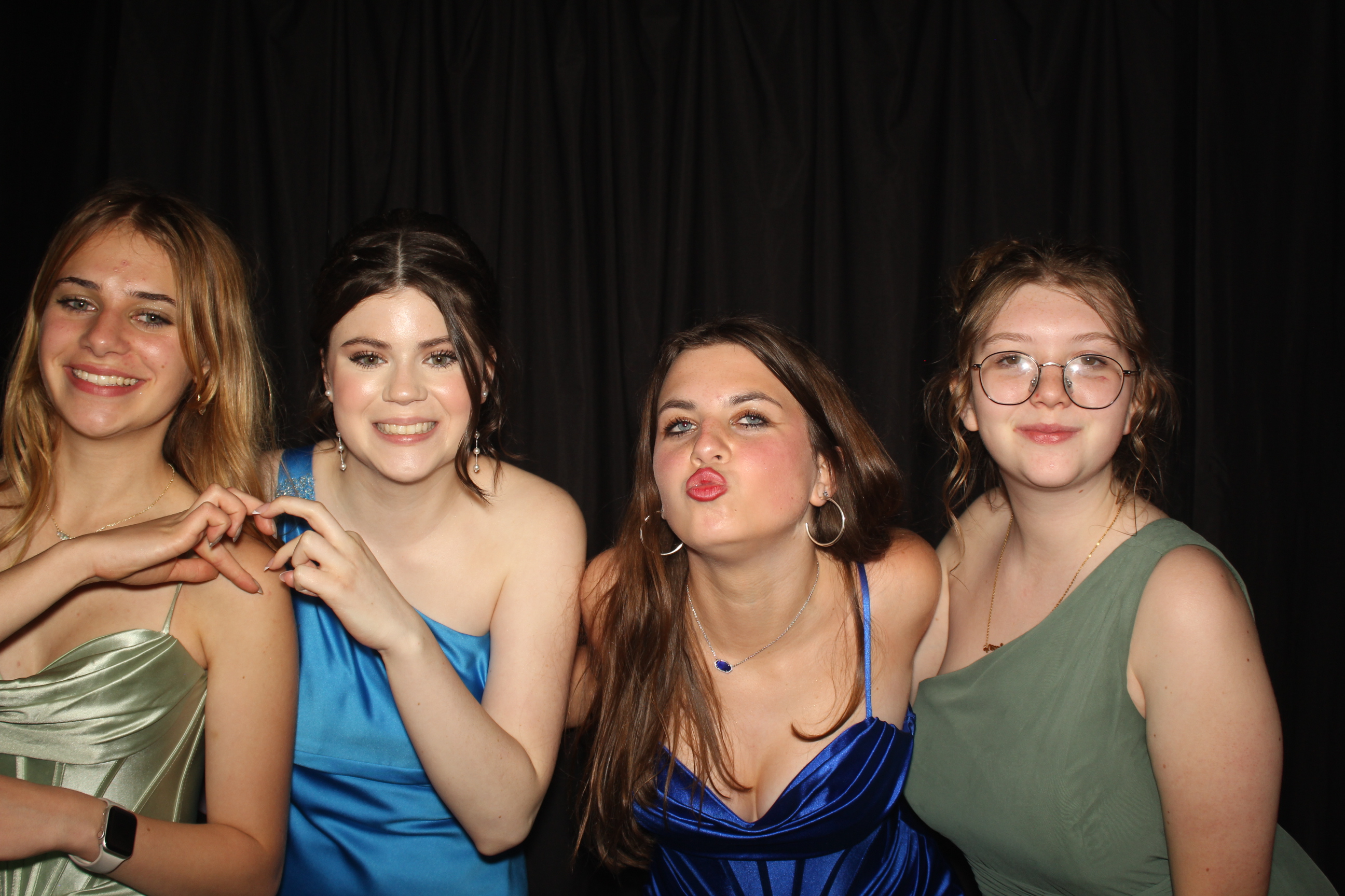 CHESS Prom | View more photos from the event at gallery.photoboothcincy.com/u/PhotoBoothCincy/CHESS-Prom