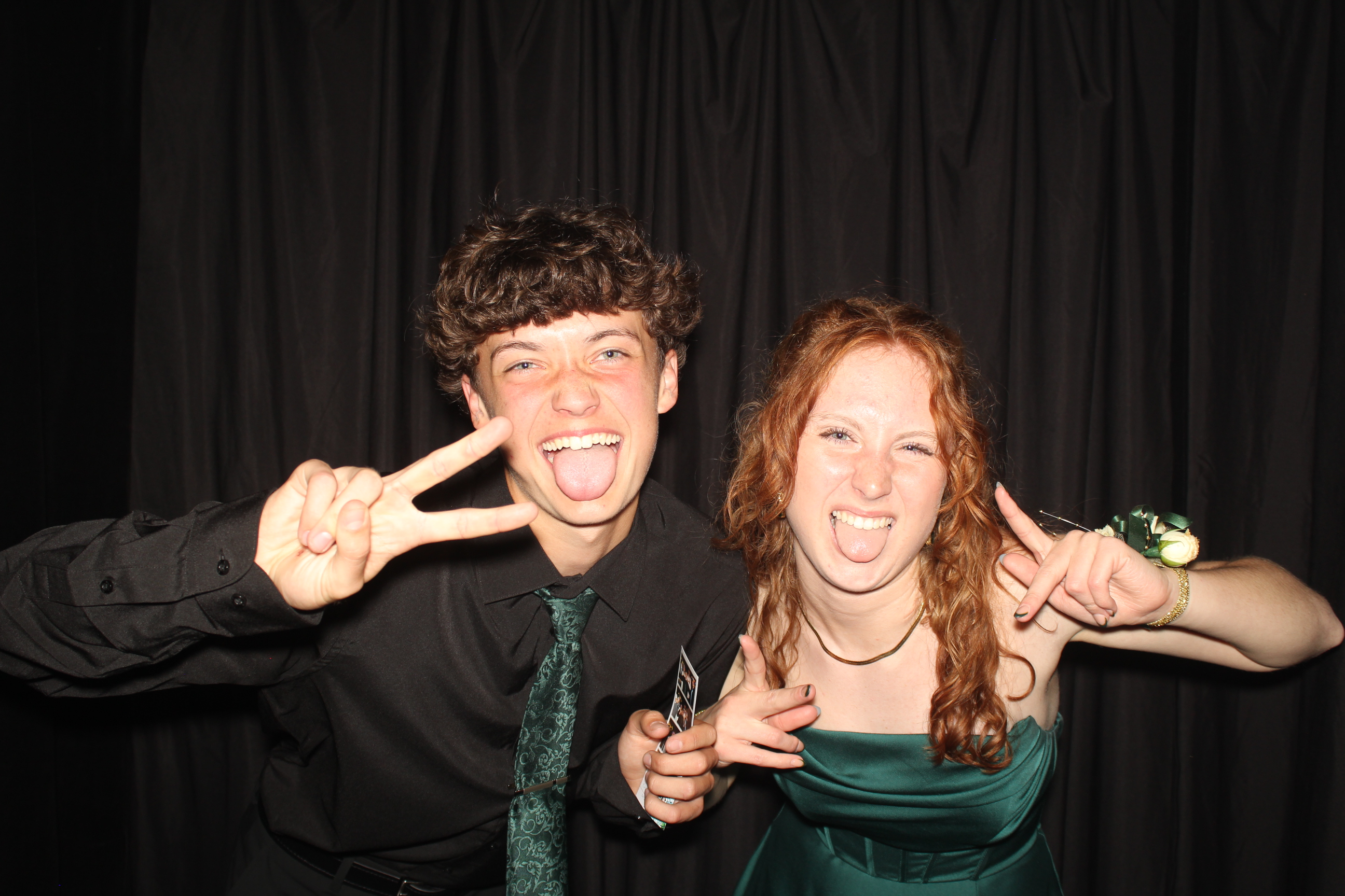 CHESS Prom | View more photos from the event at gallery.photoboothcincy.com/u/PhotoBoothCincy/CHESS-Prom