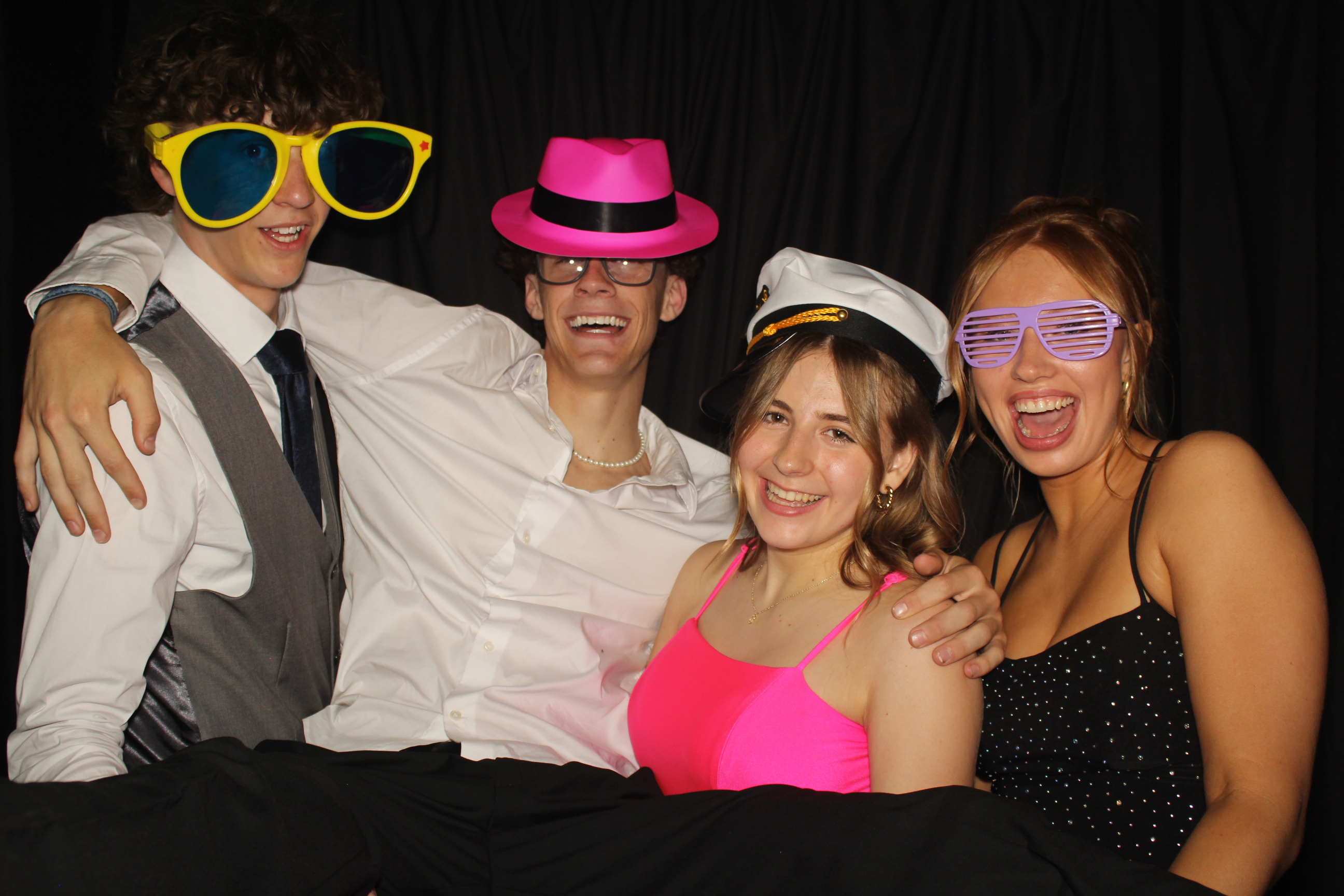CHESS Prom | View more photos from the event at gallery.photoboothcincy.com/u/PhotoBoothCincy/CHESS-Prom