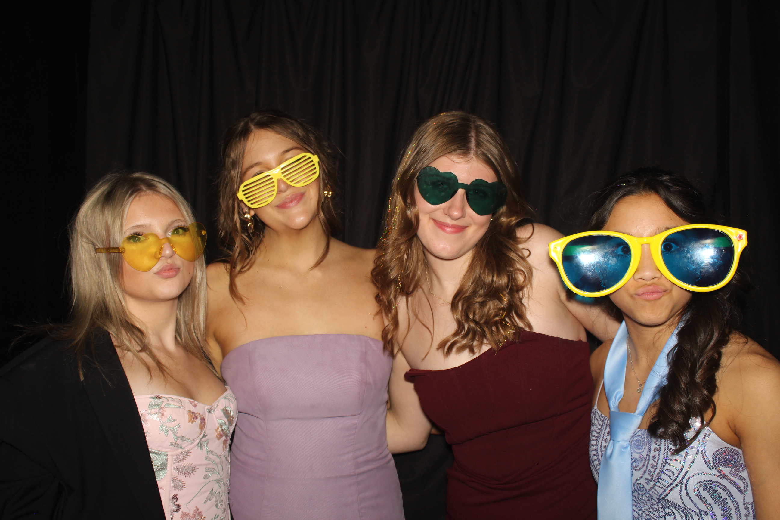 CHESS Prom | View more photos from the event at gallery.photoboothcincy.com/u/PhotoBoothCincy/CHESS-Prom