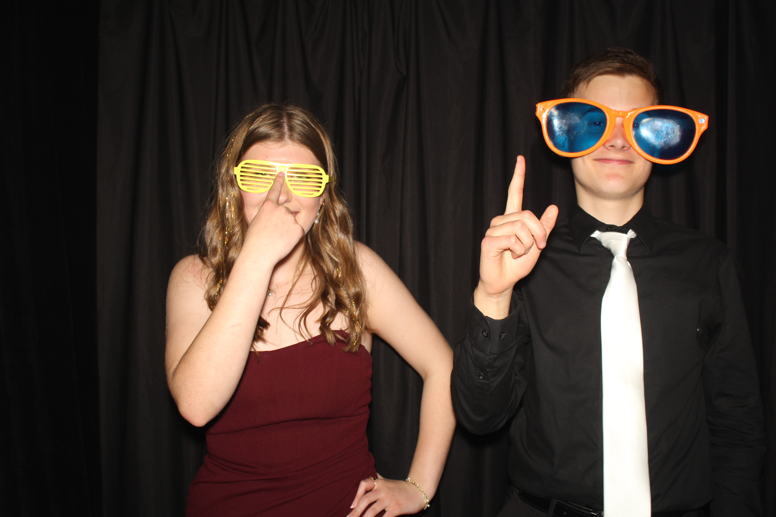 CHESS Prom | View more photos from the event at gallery.photoboothcincy.com/u/PhotoBoothCincy/CHESS-Prom
