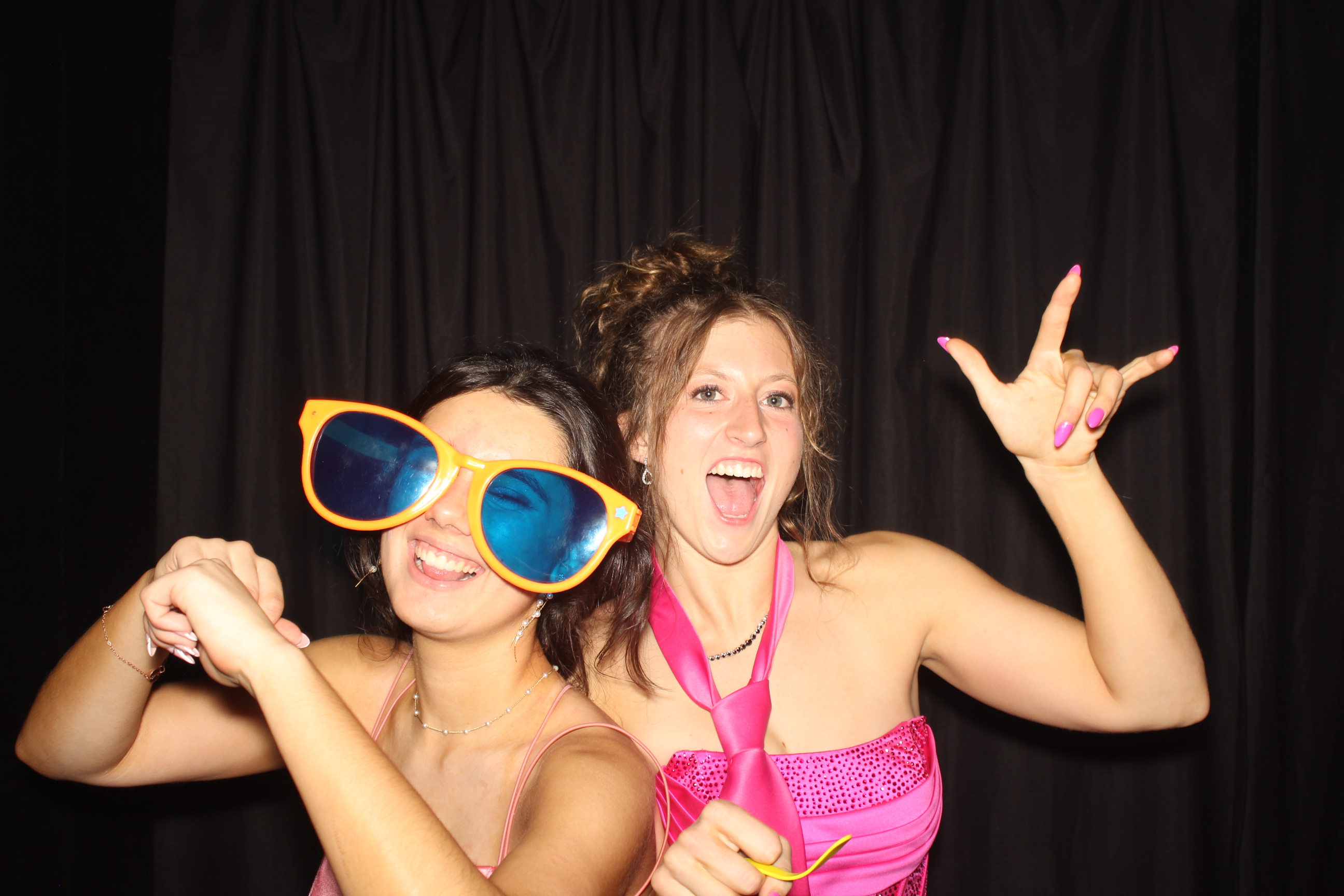 CHESS Prom | View more photos from the event at gallery.photoboothcincy.com/u/PhotoBoothCincy/CHESS-Prom