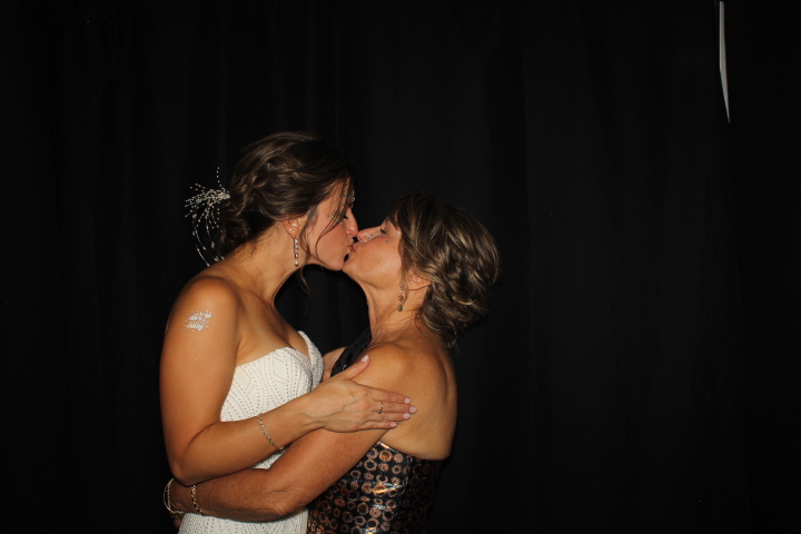 Cara & Michael Wedding | View more photos from the event at gallery.photoboothcincy.com/u/PhotoBoothCincy/Cara-Michael-Wedding