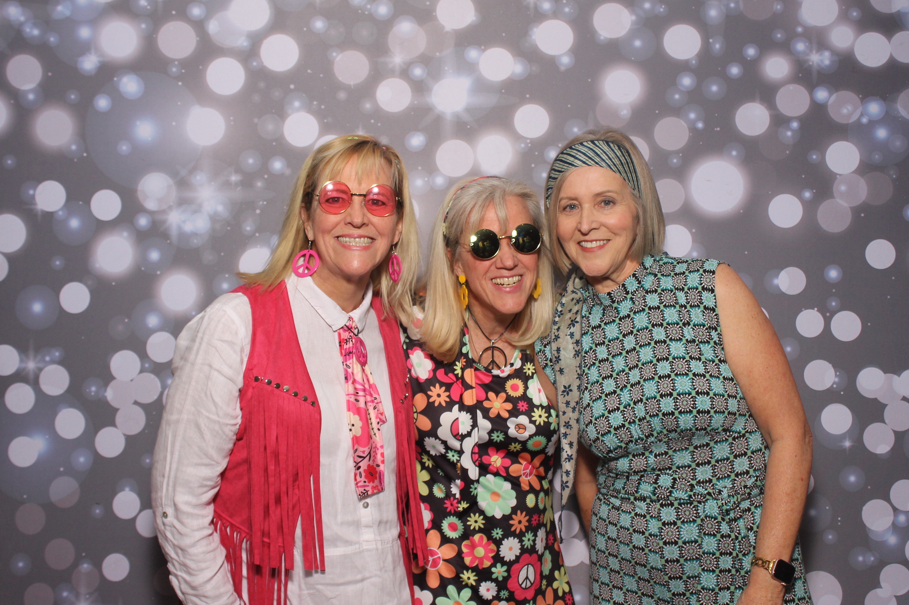 Carol's 60th | View more photos from the event at gallery.photoboothcincy.com/u/PhotoBoothCincy/Carols-60th