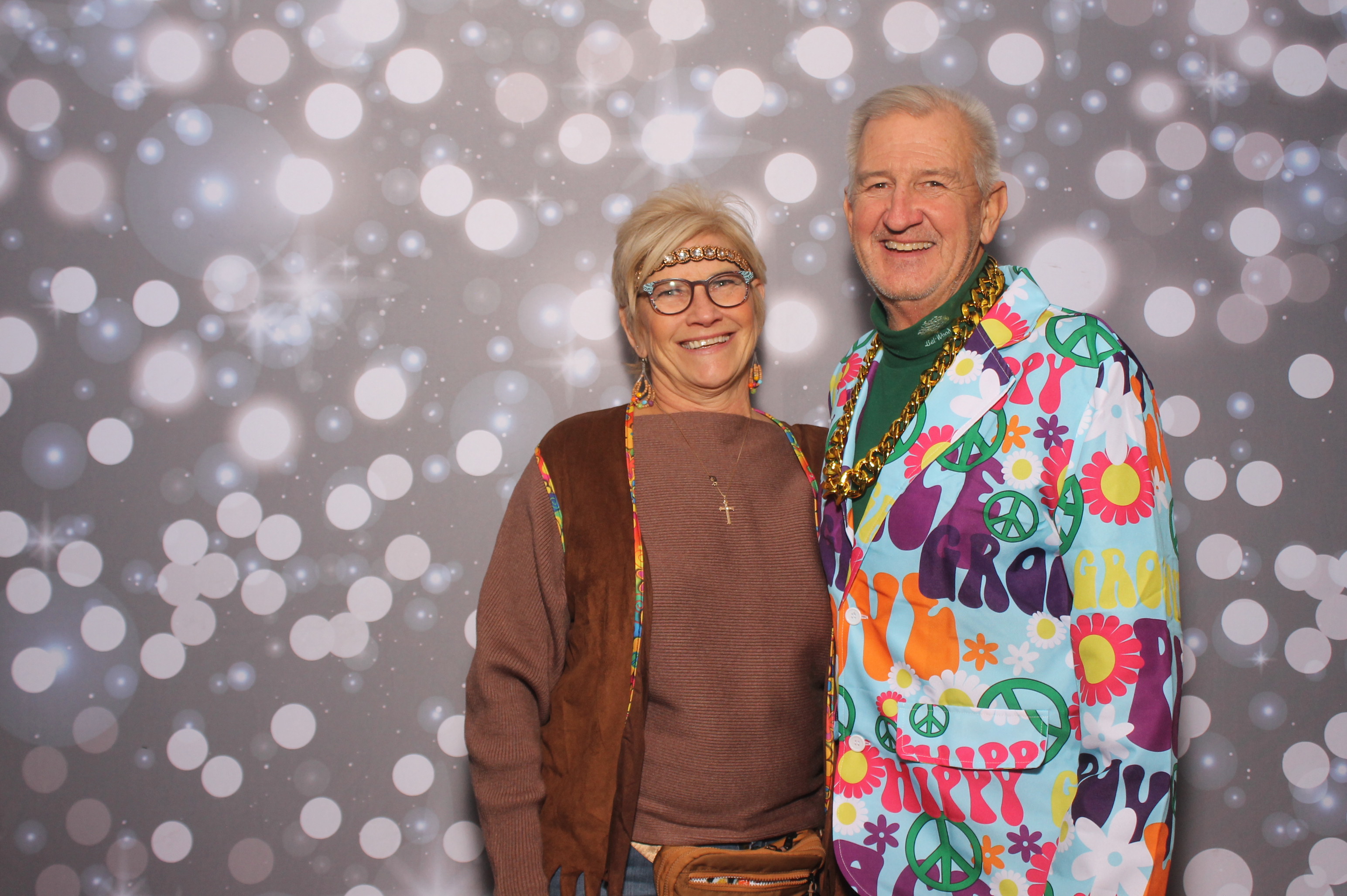 Carol's 60th | View more photos from the event at gallery.photoboothcincy.com/u/PhotoBoothCincy/Carols-60th