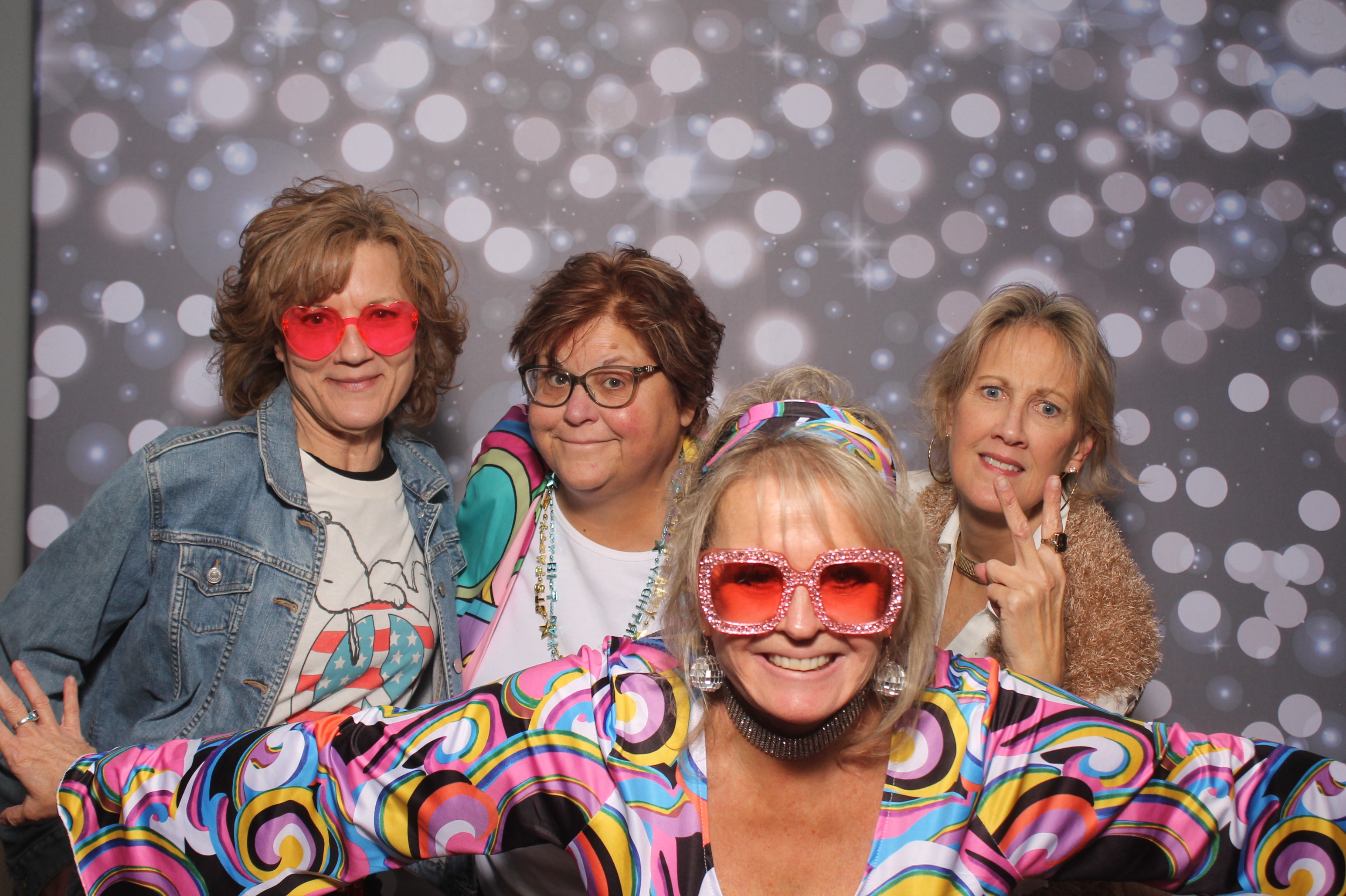 Carol's 60th | View more photos from the event at gallery.photoboothcincy.com/u/PhotoBoothCincy/Carols-60th