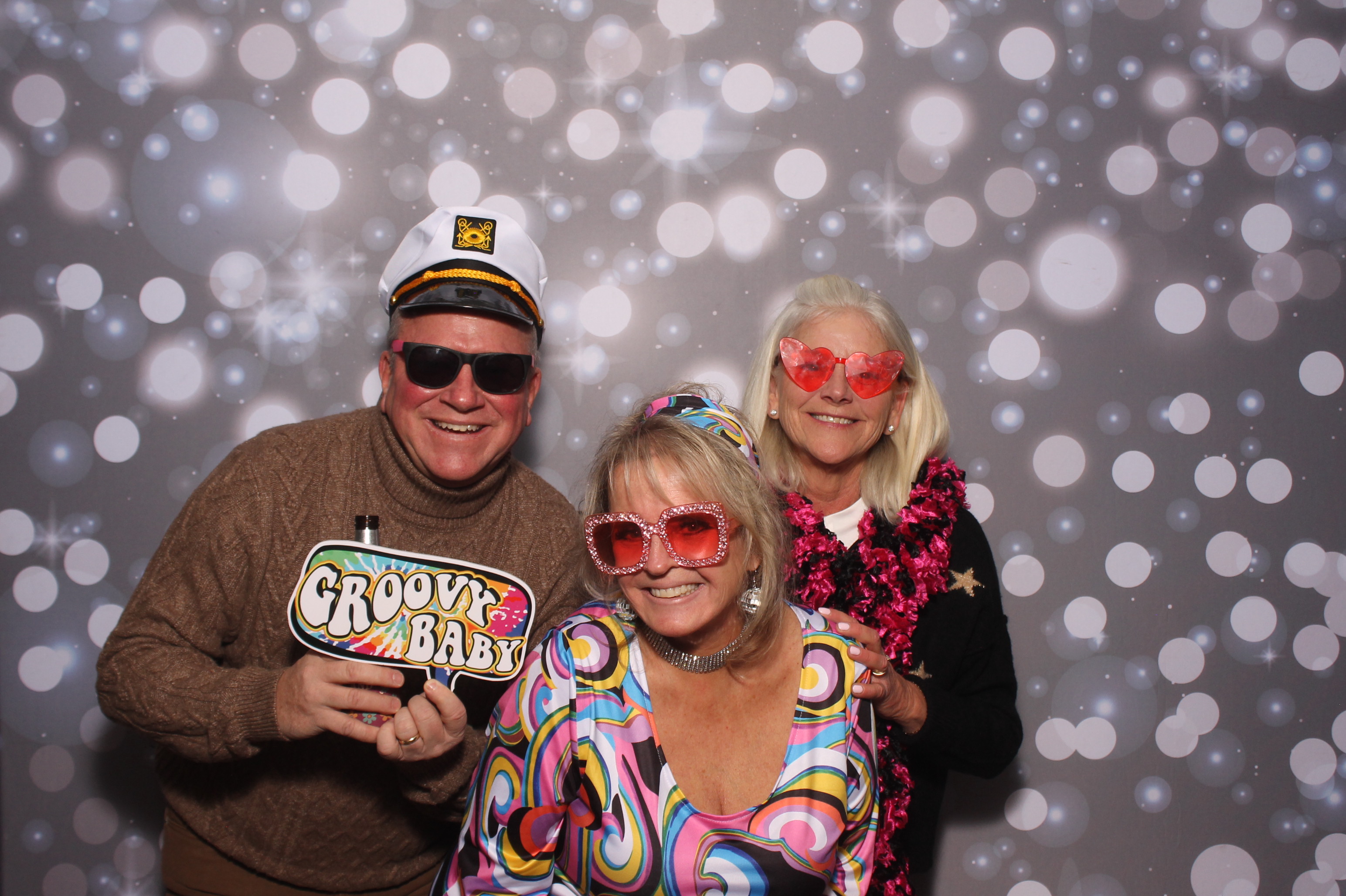 Carol's 60th | View more photos from the event at gallery.photoboothcincy.com/u/PhotoBoothCincy/Carols-60th