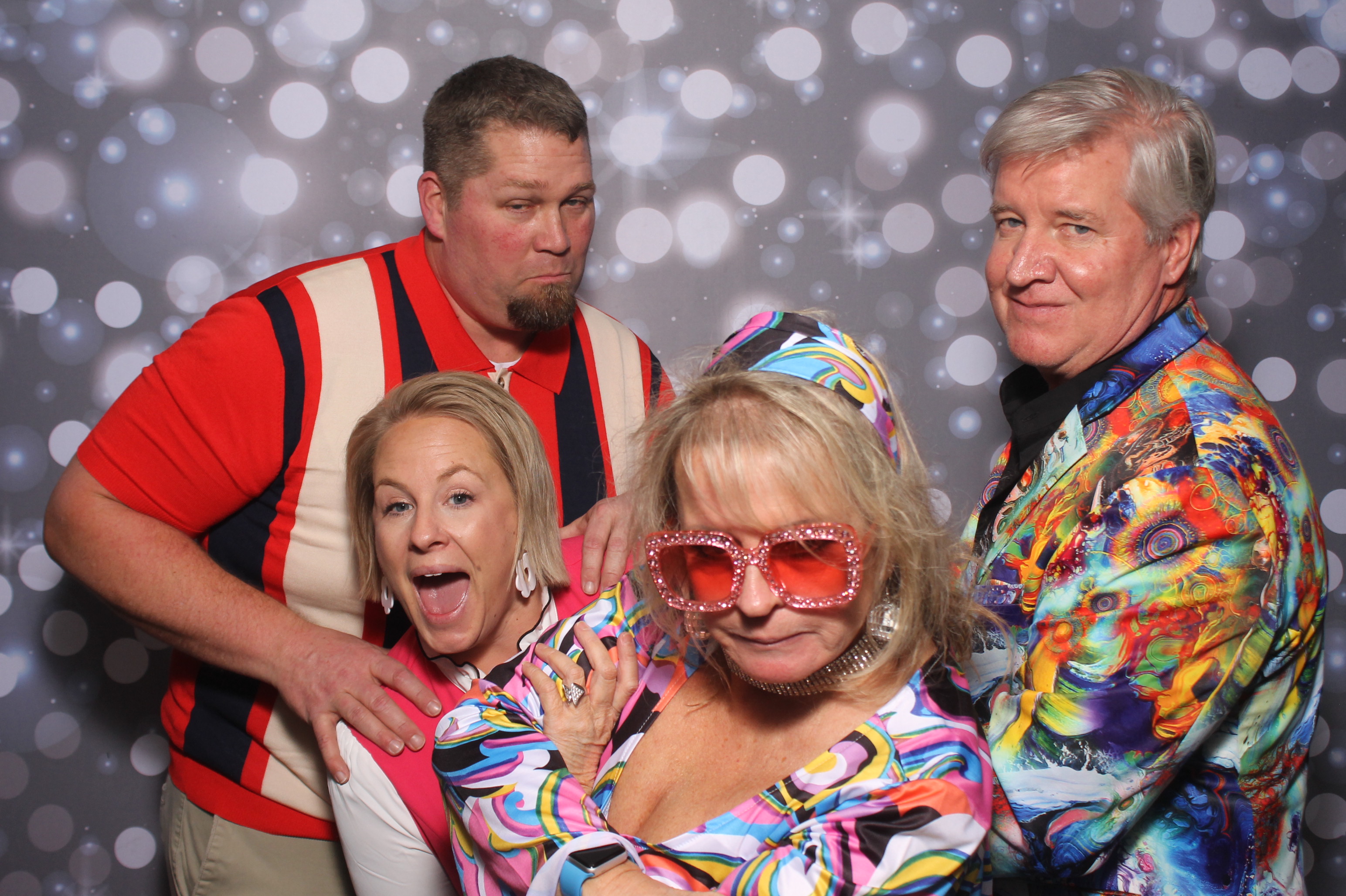 Carol's 60th | View more photos from the event at gallery.photoboothcincy.com/u/PhotoBoothCincy/Carols-60th