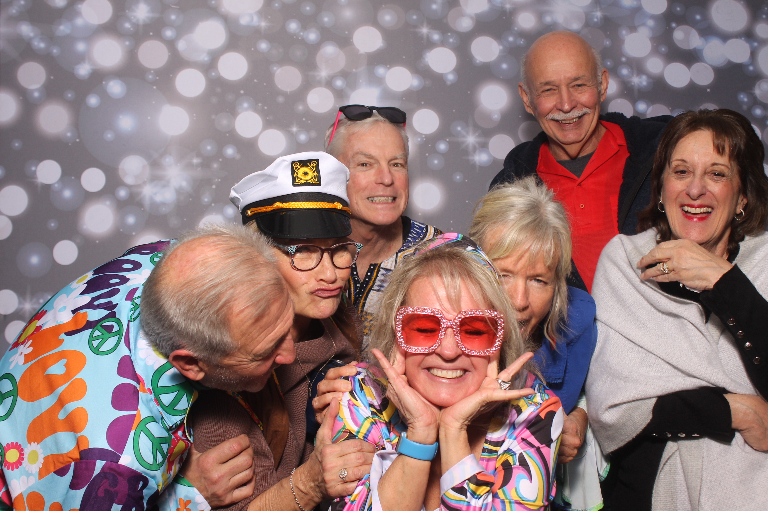 Carol's 60th | View more photos from the event at gallery.photoboothcincy.com/u/PhotoBoothCincy/Carols-60th