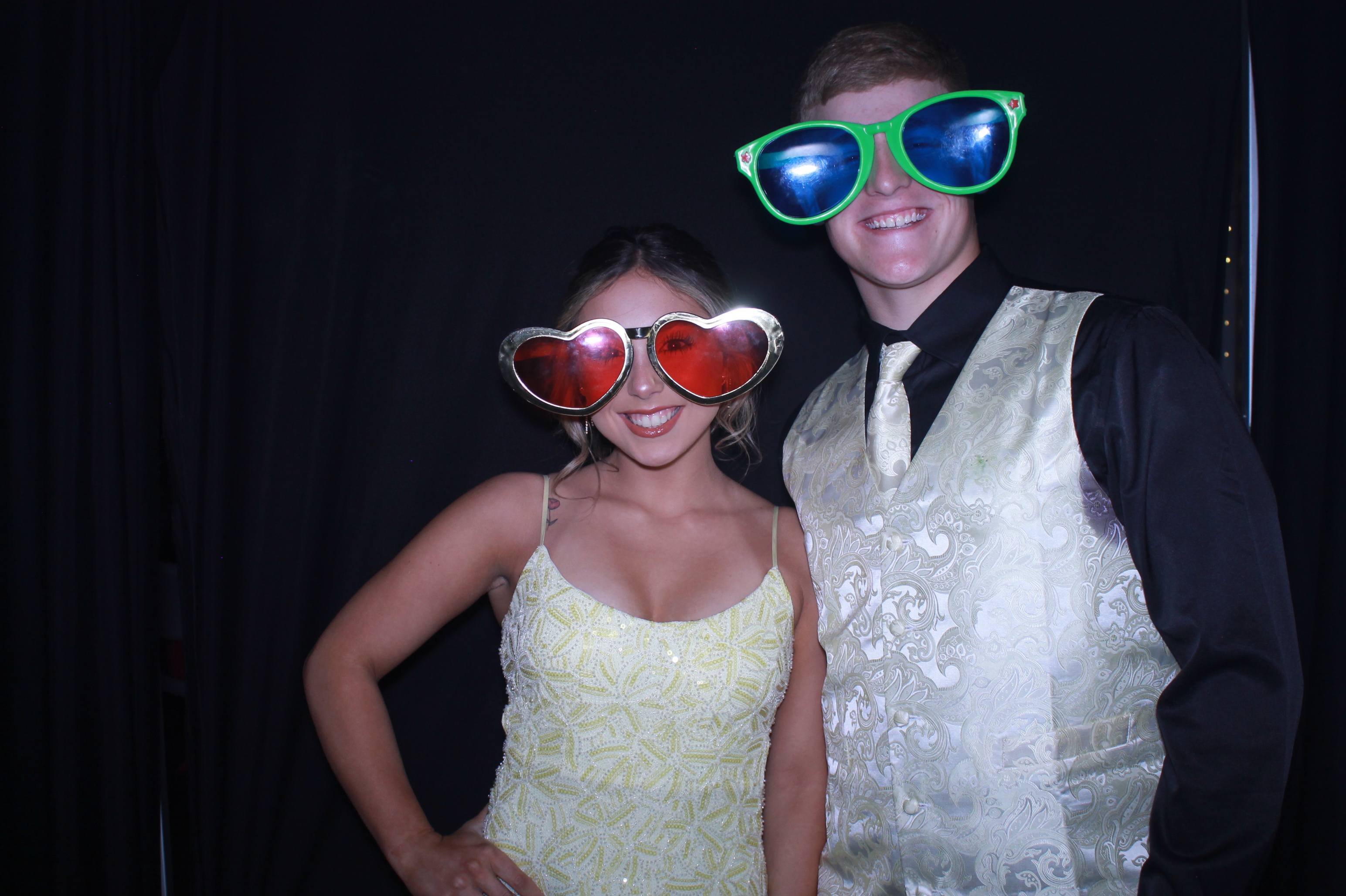 Carroll County High School Prom | View more photos from the event at gallery.photoboothcincy.com/u/PhotoBoothCincy/Carroll-County-High-School-Prom-0