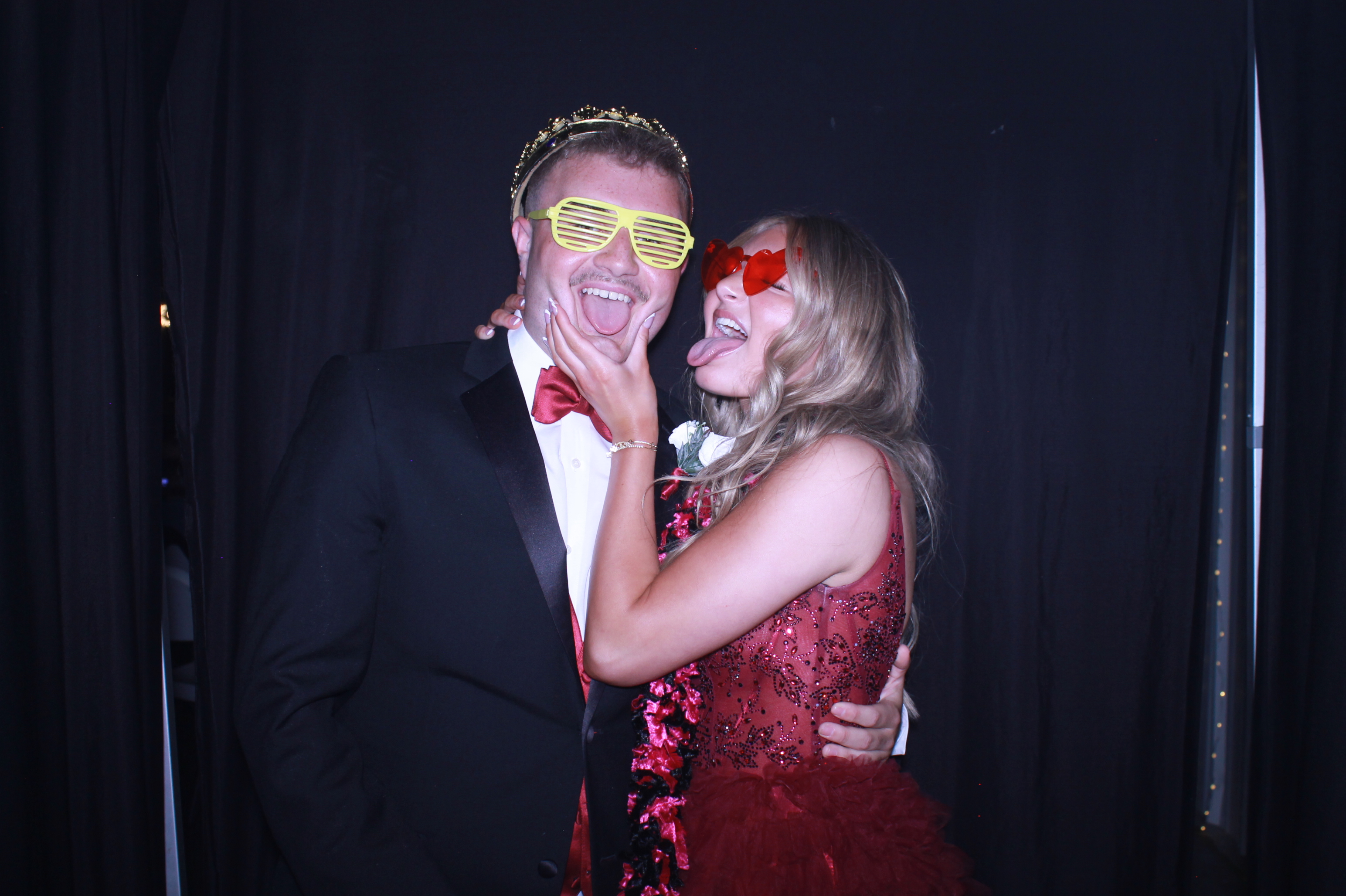 Carroll County High School Prom | View more photos from the event at gallery.photoboothcincy.com/u/PhotoBoothCincy/Carroll-County-High-School-Prom-0