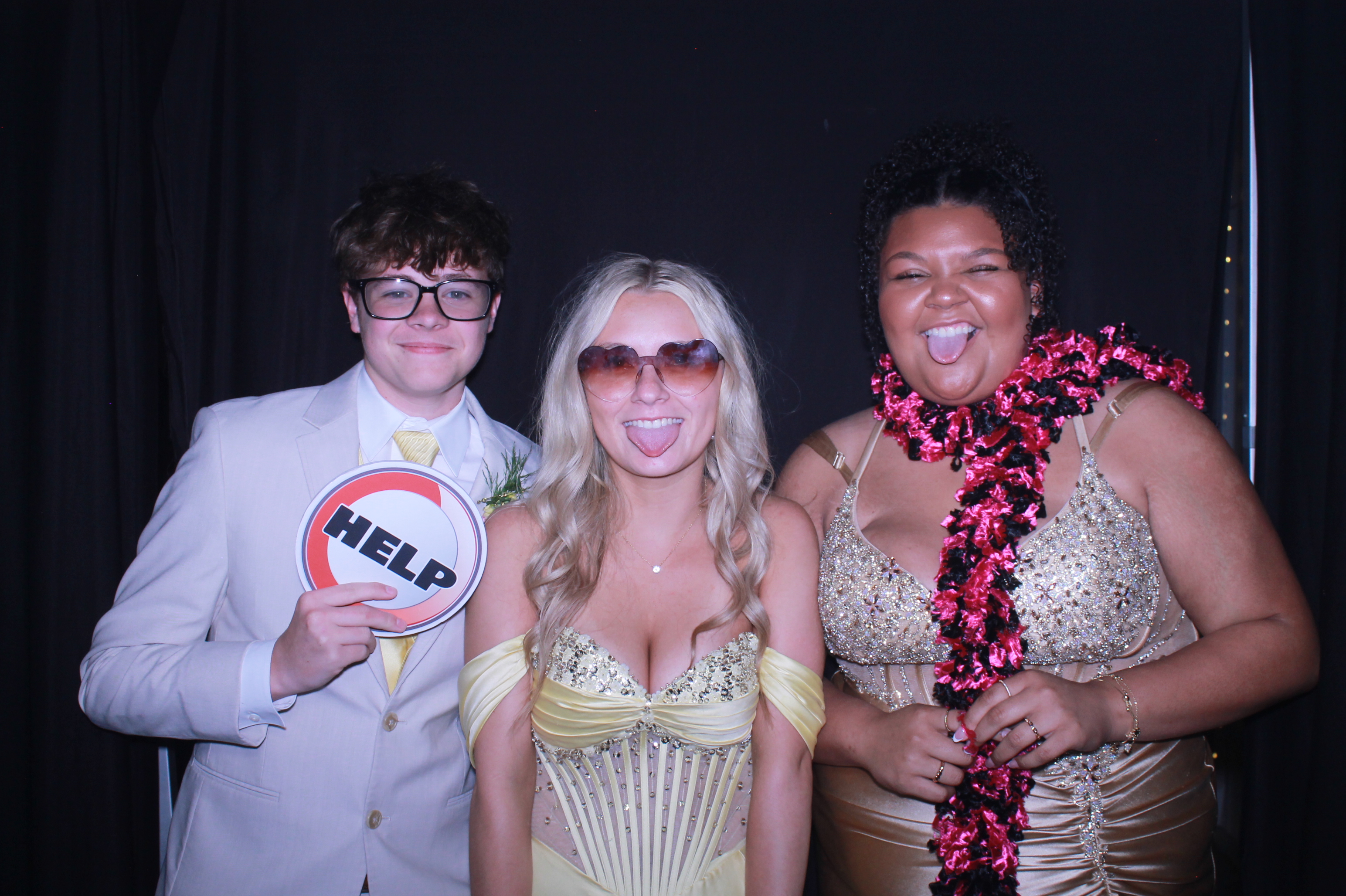 Carroll County High School Prom | View more photos from the event at gallery.photoboothcincy.com/u/PhotoBoothCincy/Carroll-County-High-School-Prom-0