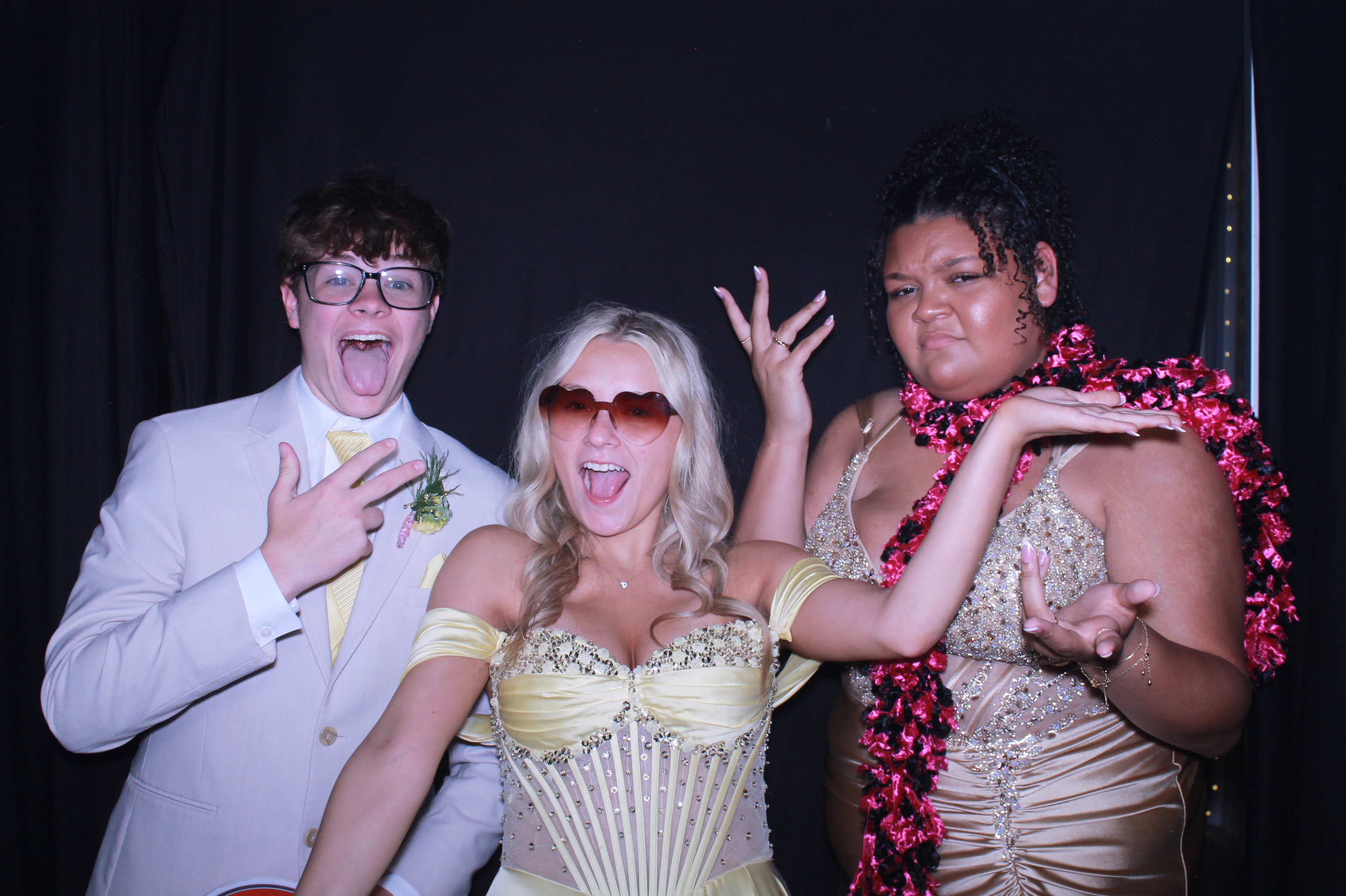 Carroll County High School Prom | View more photos from the event at gallery.photoboothcincy.com/u/PhotoBoothCincy/Carroll-County-High-School-Prom-0