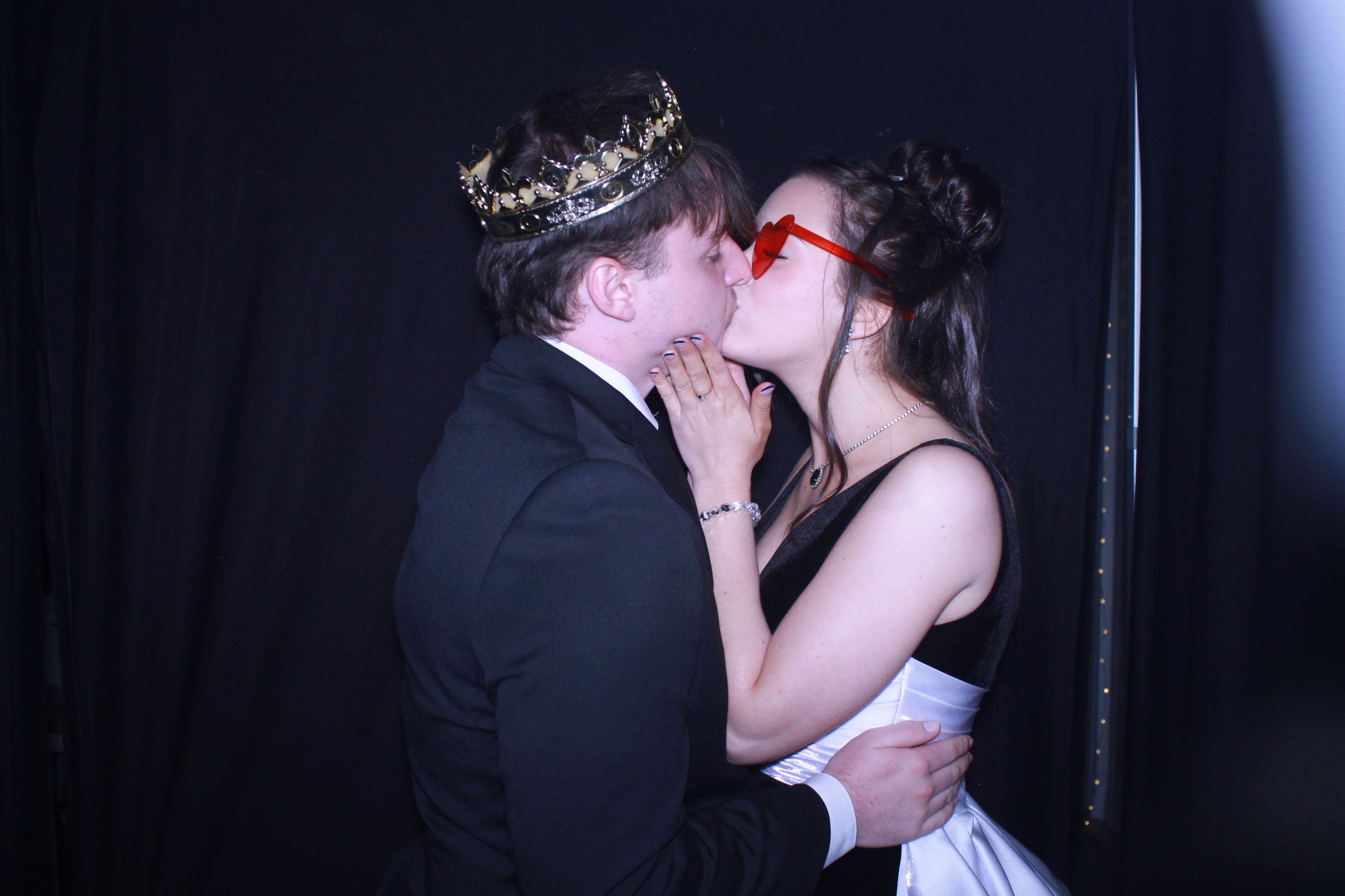 Carroll County High School Prom | View more photos from the event at gallery.photoboothcincy.com/u/PhotoBoothCincy/Carroll-County-High-School-Prom-0