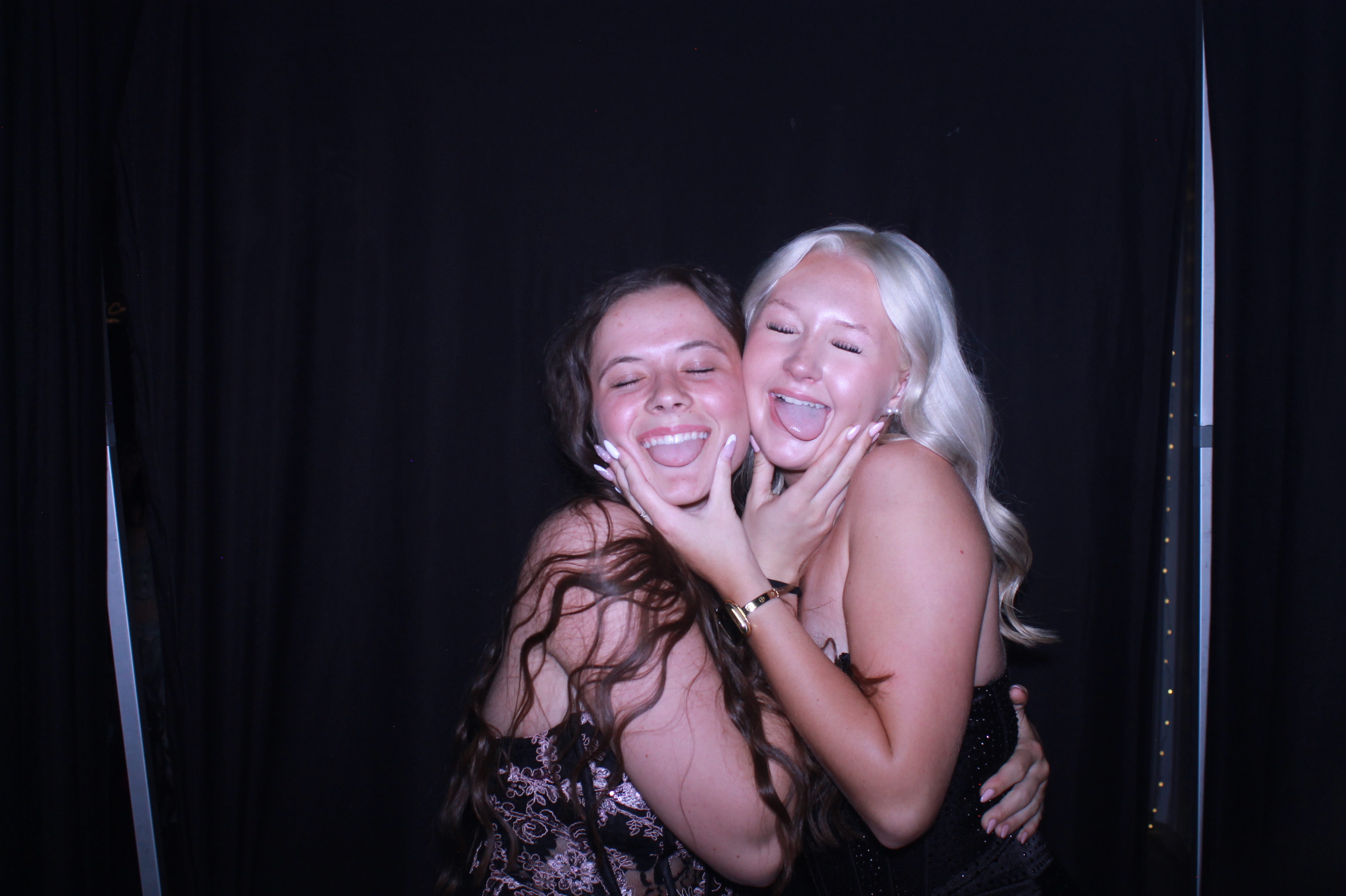 Carroll County High School Prom | View more photos from the event at gallery.photoboothcincy.com/u/PhotoBoothCincy/Carroll-County-High-School-Prom-0