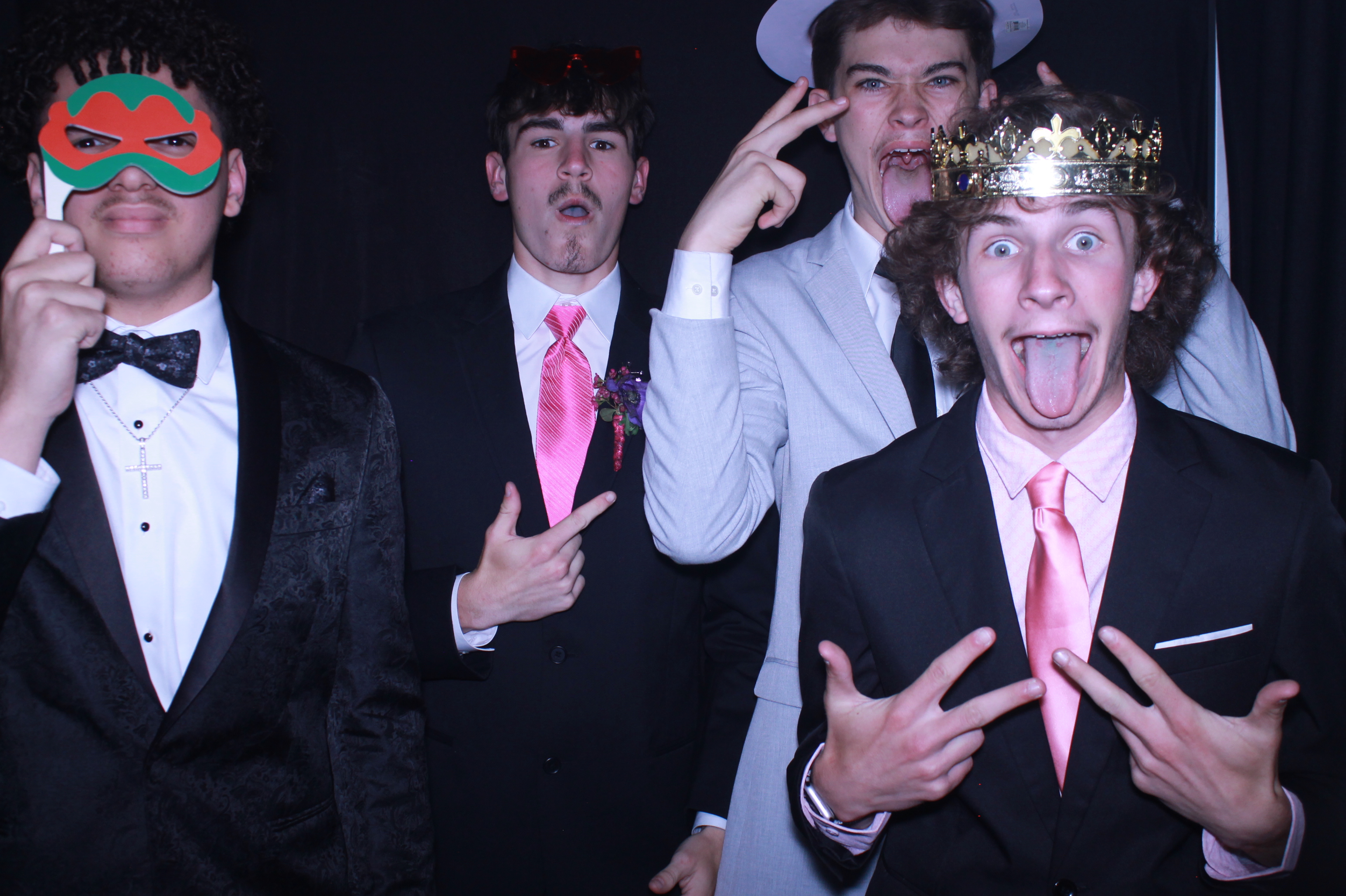 Carroll County High School Prom | View more photos from the event at gallery.photoboothcincy.com/u/PhotoBoothCincy/Carroll-County-High-School-Prom-0