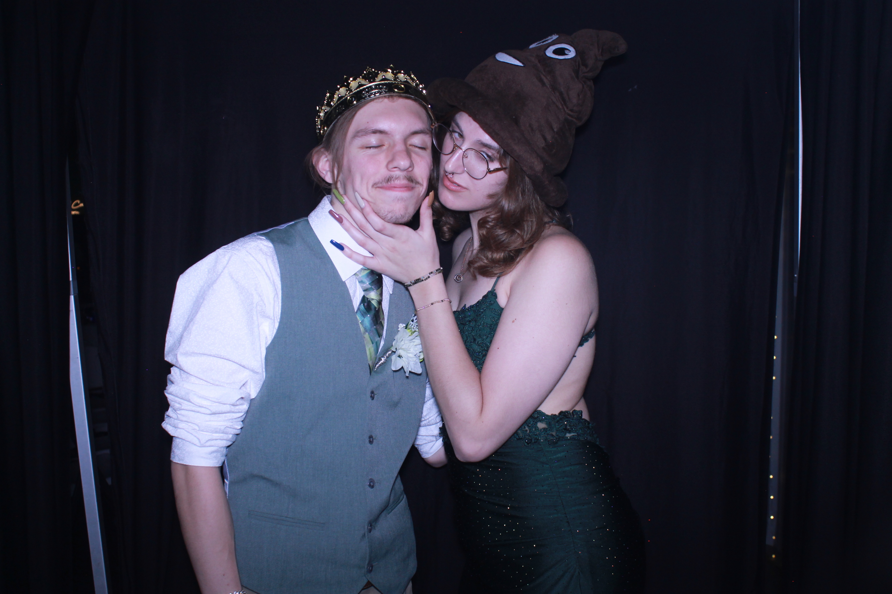 Carroll County High School Prom | View more photos from the event at gallery.photoboothcincy.com/u/PhotoBoothCincy/Carroll-County-High-School-Prom-0