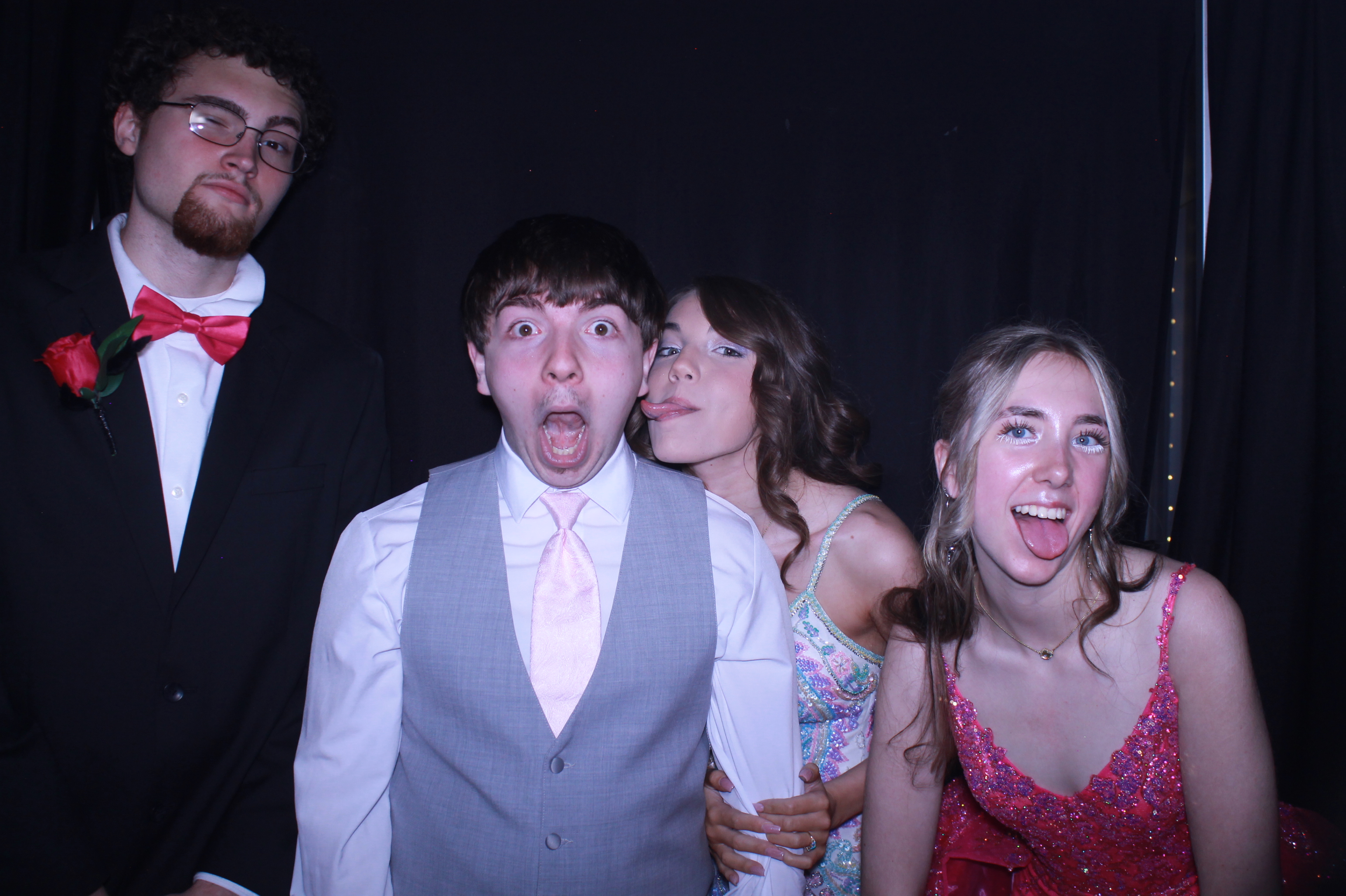 Carroll County High School Prom | View more photos from the event at gallery.photoboothcincy.com/u/PhotoBoothCincy/Carroll-County-High-School-Prom-0