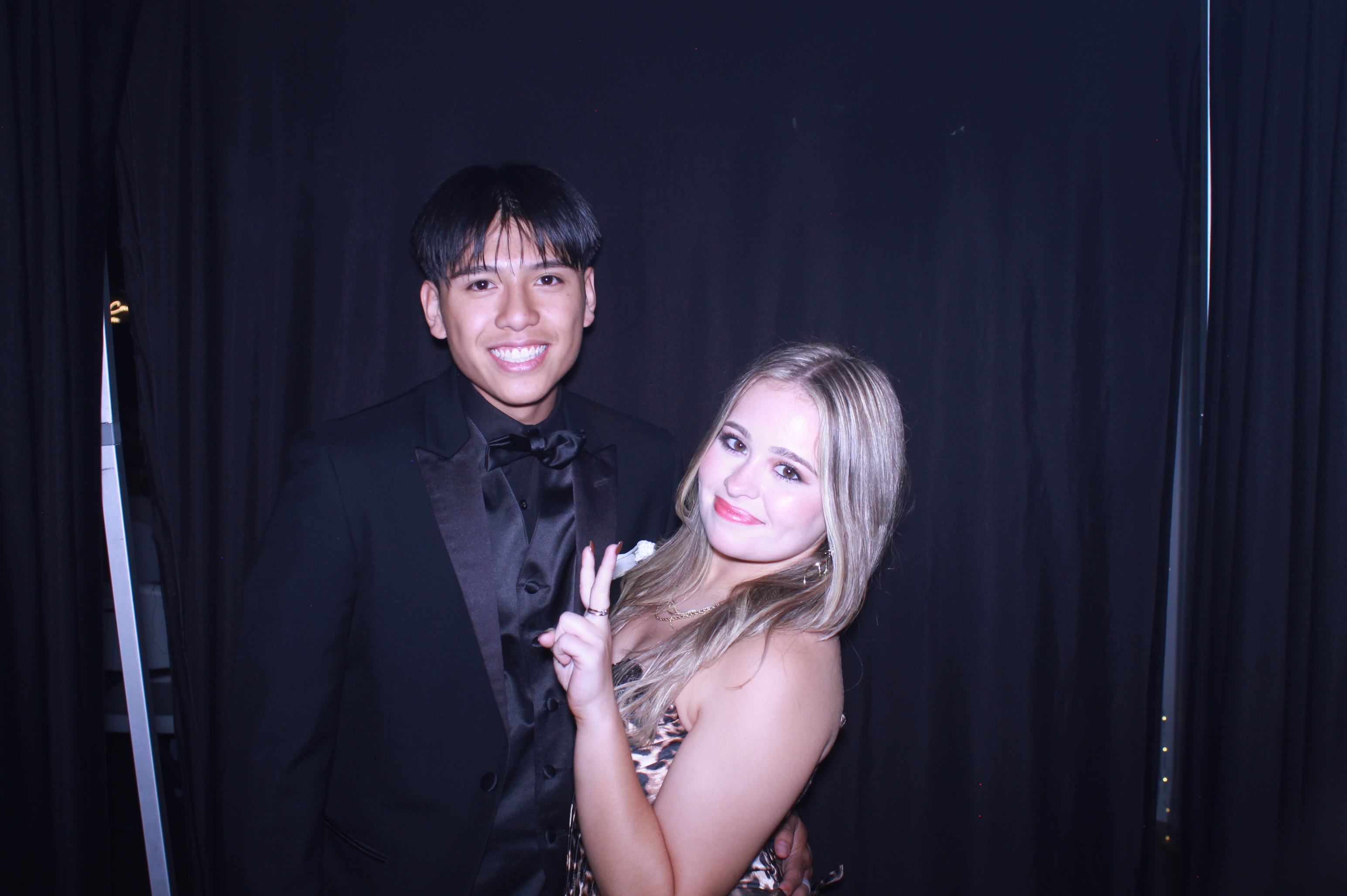 Carroll County High School Prom | View more photos from the event at gallery.photoboothcincy.com/u/PhotoBoothCincy/Carroll-County-High-School-Prom-0