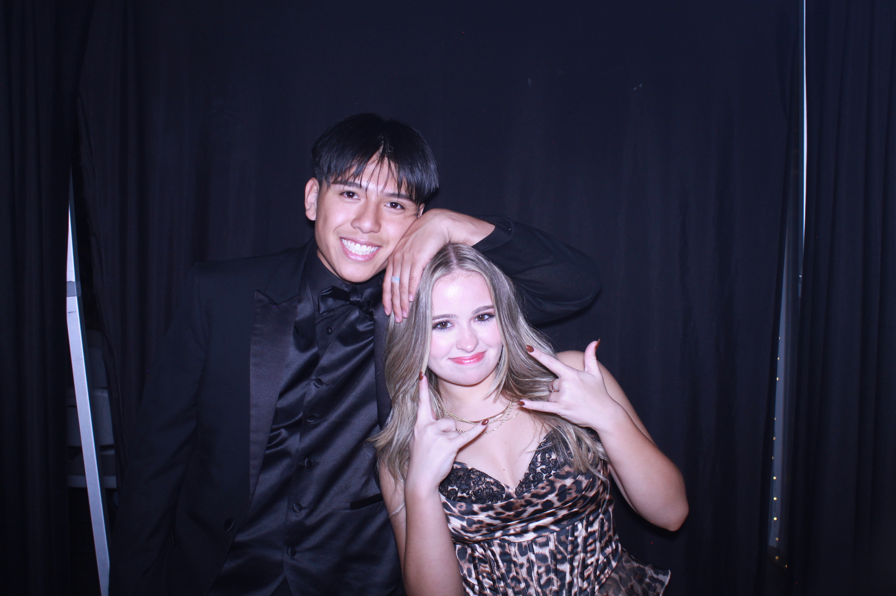 Carroll County High School Prom | View more photos from the event at gallery.photoboothcincy.com/u/PhotoBoothCincy/Carroll-County-High-School-Prom-0