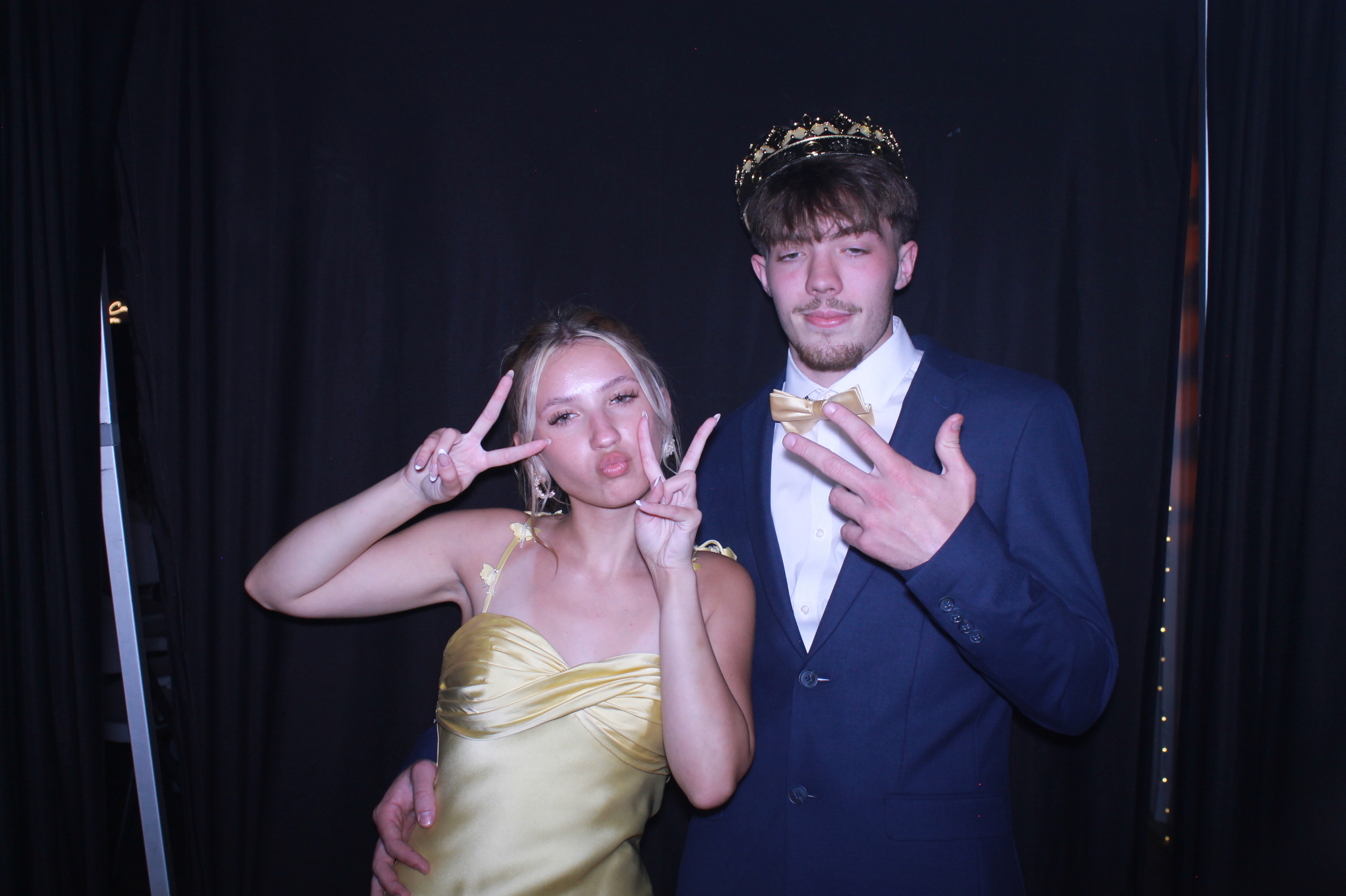 Carroll County High School Prom | View more photos from the event at gallery.photoboothcincy.com/u/PhotoBoothCincy/Carroll-County-High-School-Prom-0