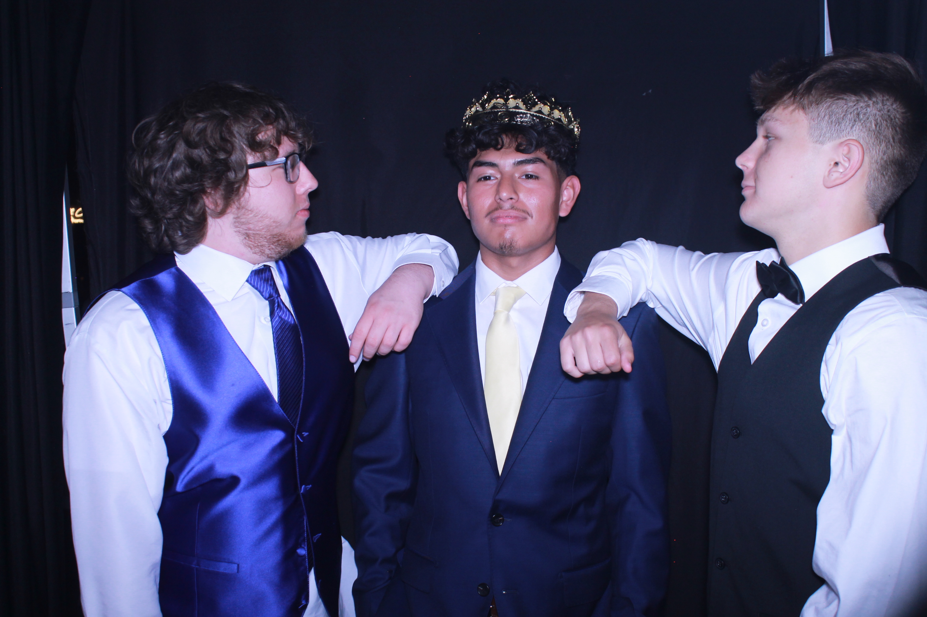 Carroll County High School Prom | View more photos from the event at gallery.photoboothcincy.com/u/PhotoBoothCincy/Carroll-County-High-School-Prom-0
