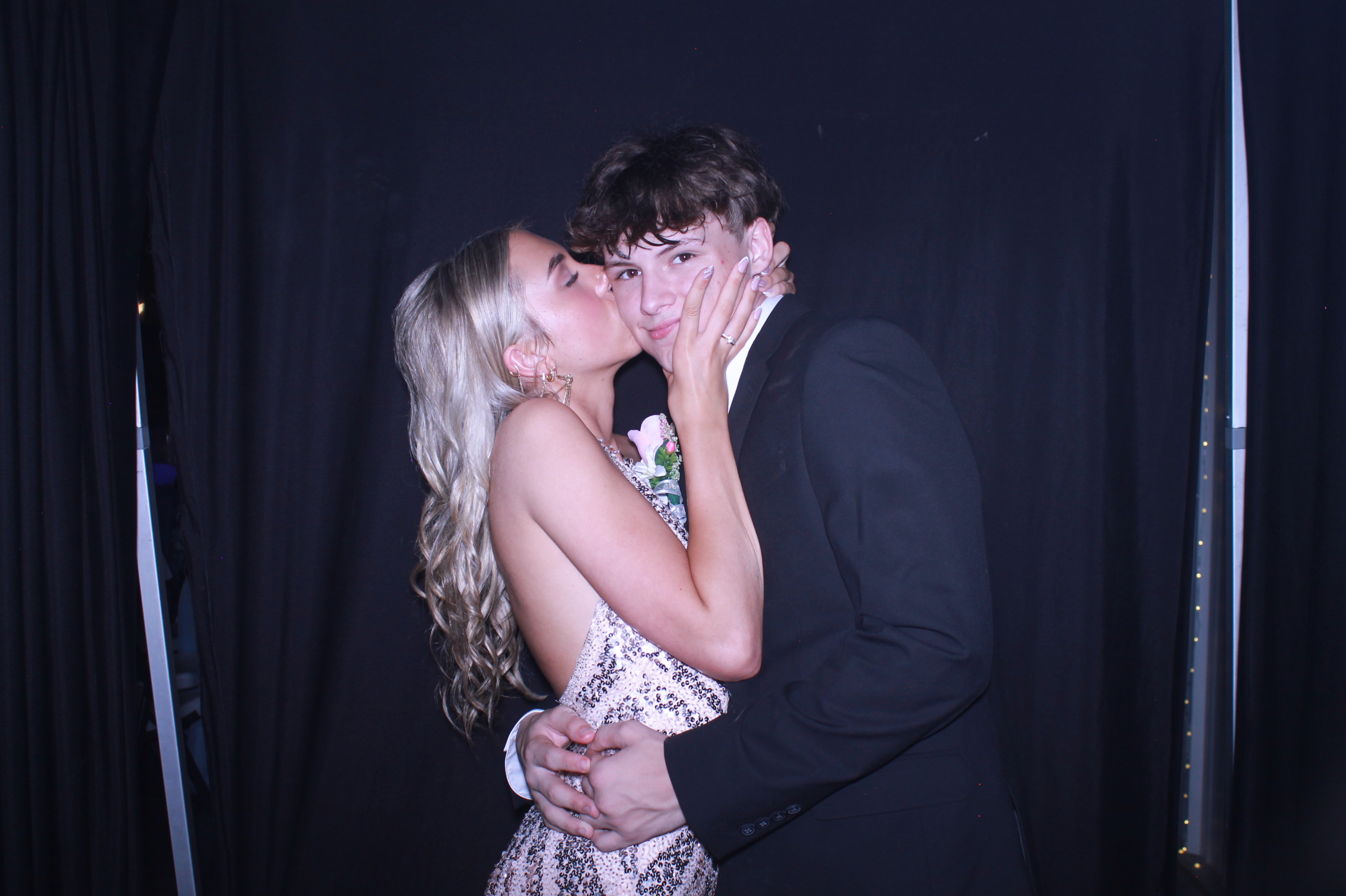 Carroll County High School Prom | View more photos from the event at gallery.photoboothcincy.com/u/PhotoBoothCincy/Carroll-County-High-School-Prom-0