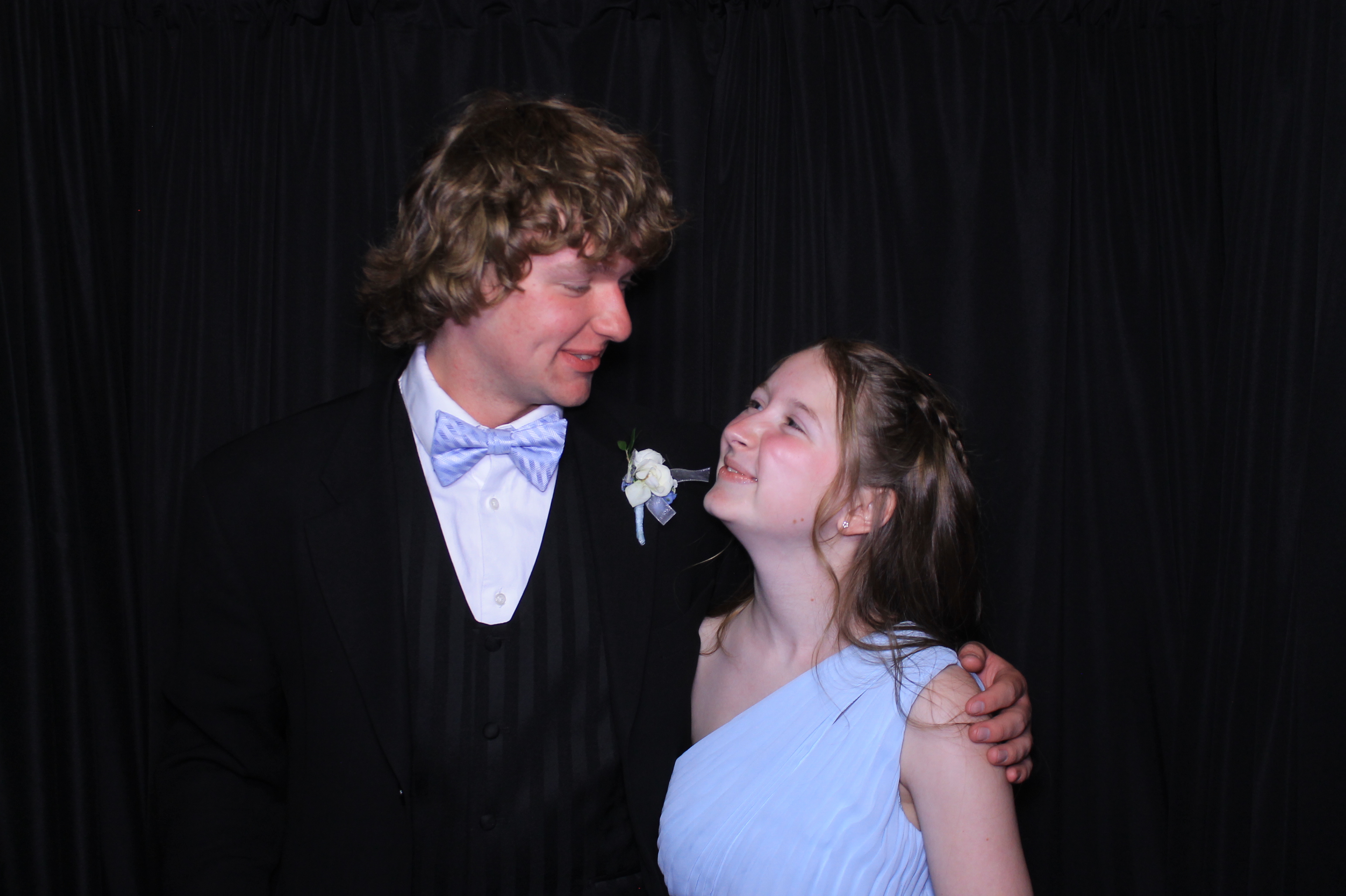 Carroll HS Prom | View more photos from the event at gallery.photoboothcincy.com/u/PhotoBoothCincy/Carroll-HS-Prom-1
