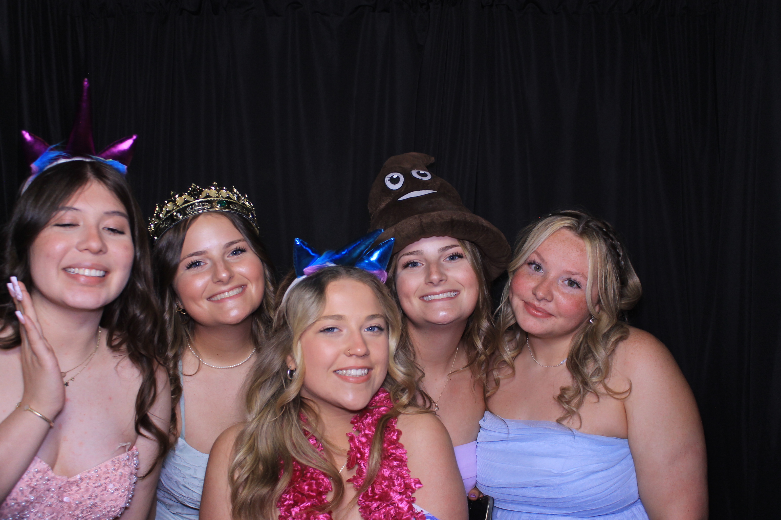 Carroll HS Prom | View more photos from the event at gallery.photoboothcincy.com/u/PhotoBoothCincy/Carroll-HS-Prom-1