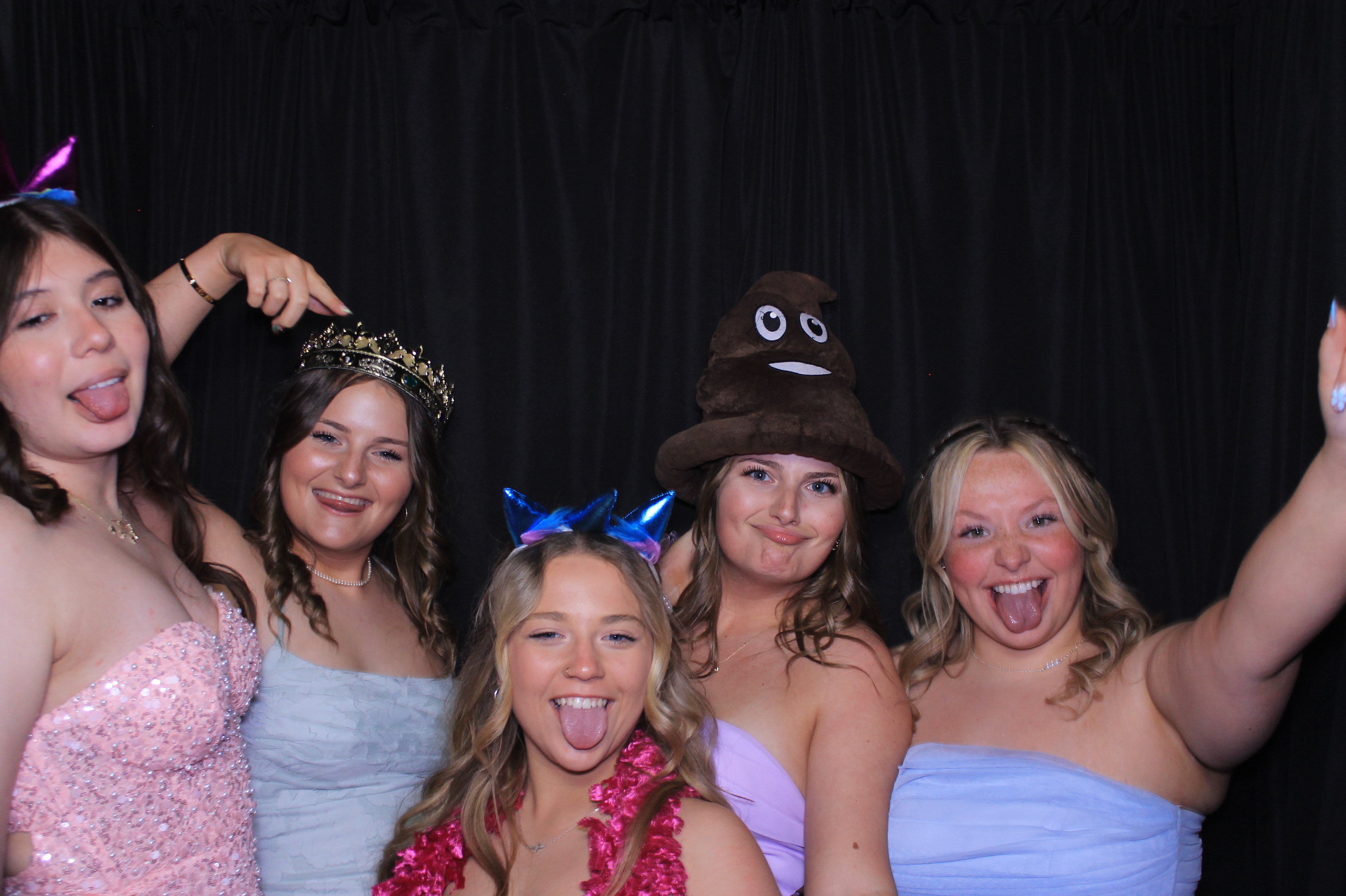 Carroll HS Prom | View more photos from the event at gallery.photoboothcincy.com/u/PhotoBoothCincy/Carroll-HS-Prom-1