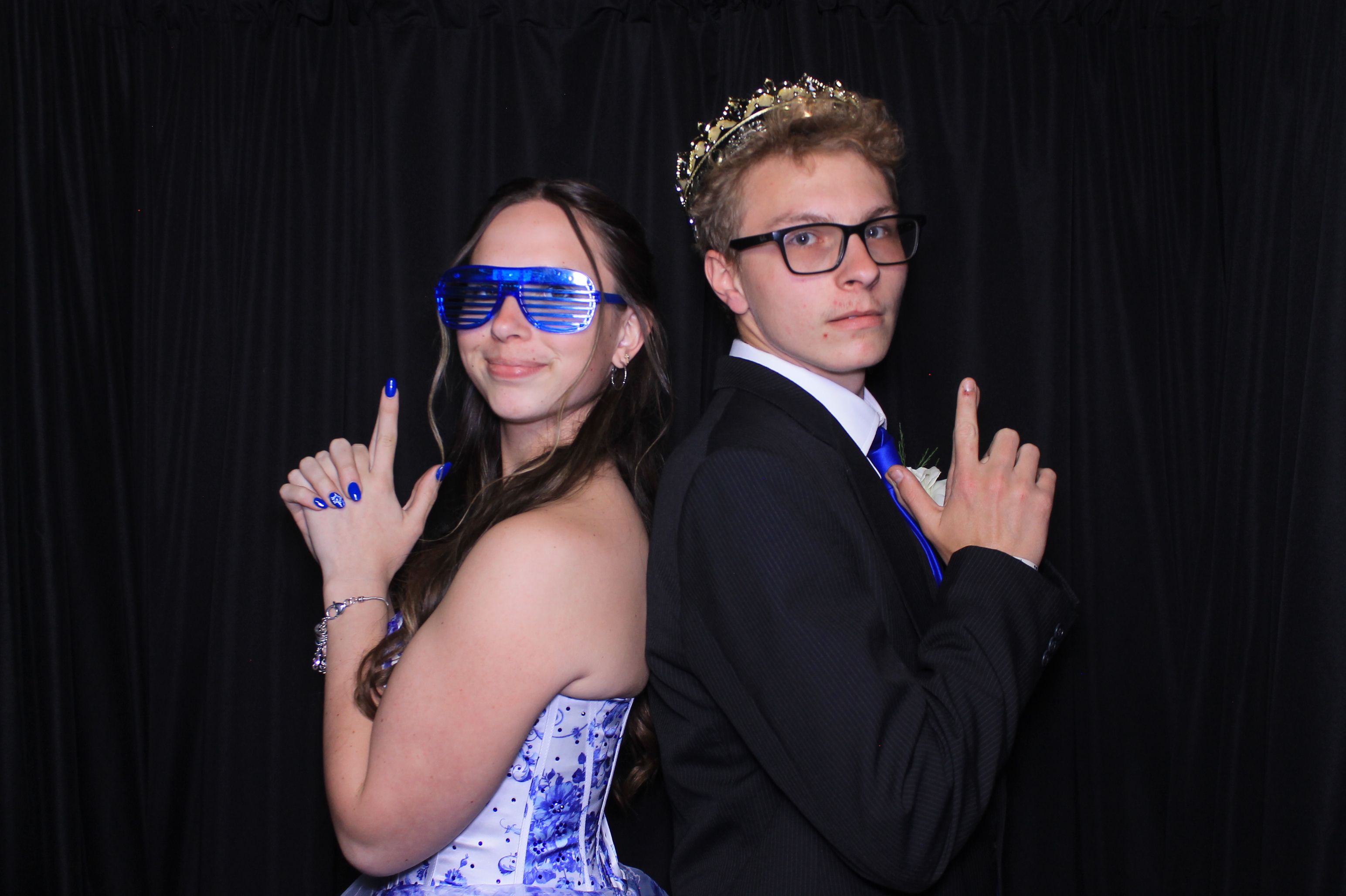 Carroll HS Prom | View more photos from the event at gallery.photoboothcincy.com/u/PhotoBoothCincy/Carroll-HS-Prom-1