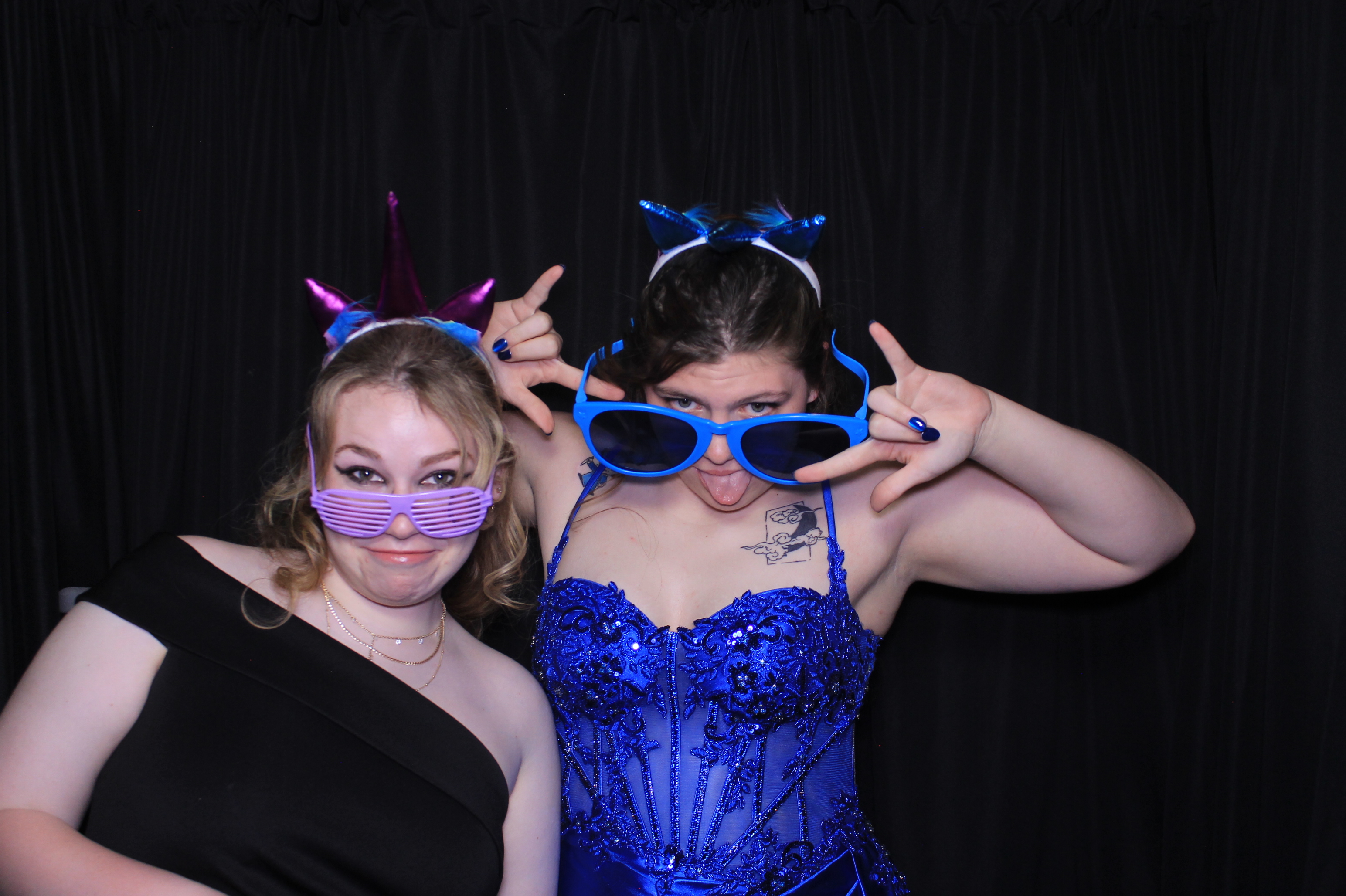 Carroll HS Prom | View more photos from the event at gallery.photoboothcincy.com/u/PhotoBoothCincy/Carroll-HS-Prom-1