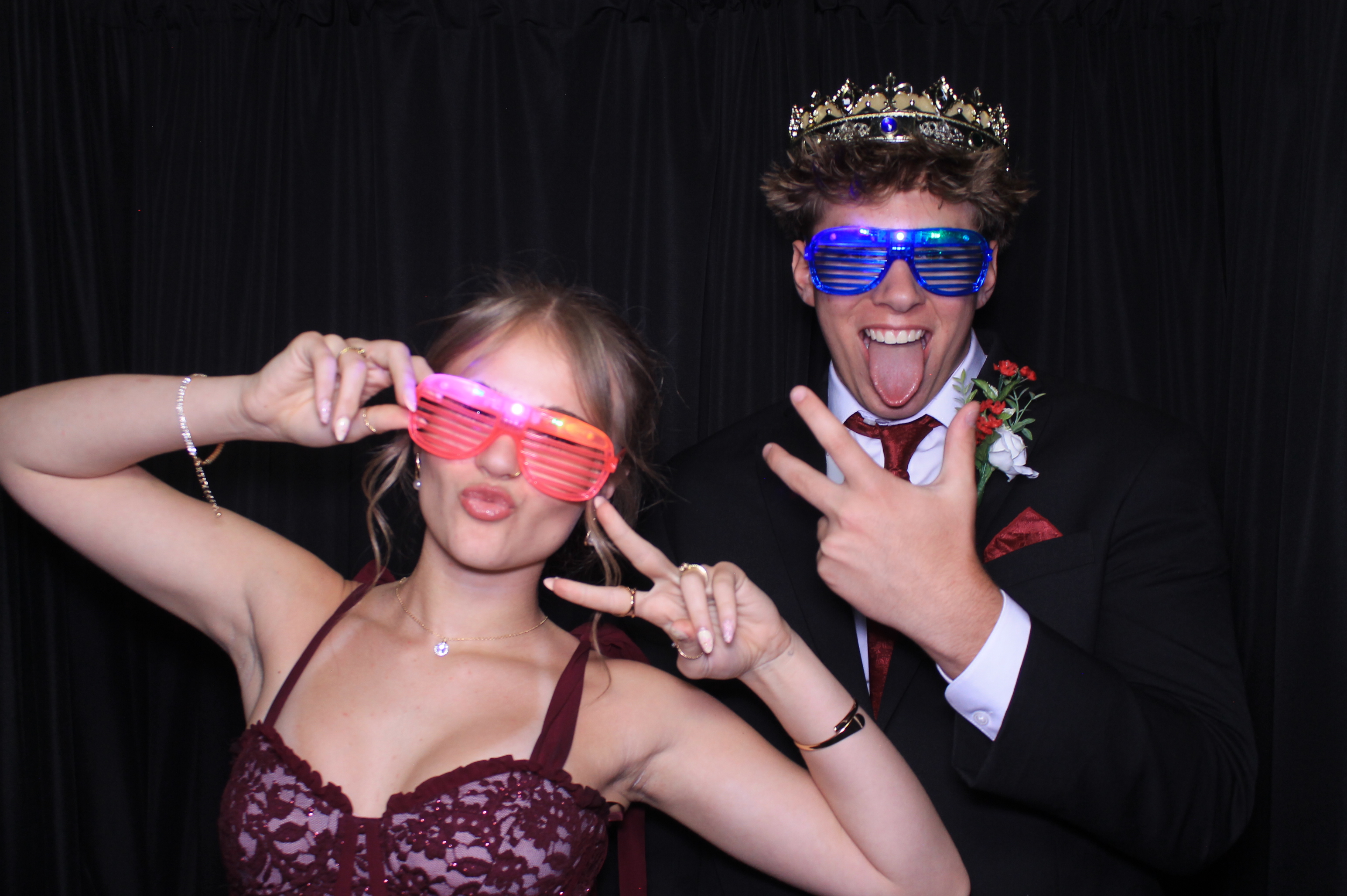 Carroll HS Prom | View more photos from the event at gallery.photoboothcincy.com/u/PhotoBoothCincy/Carroll-HS-Prom-1