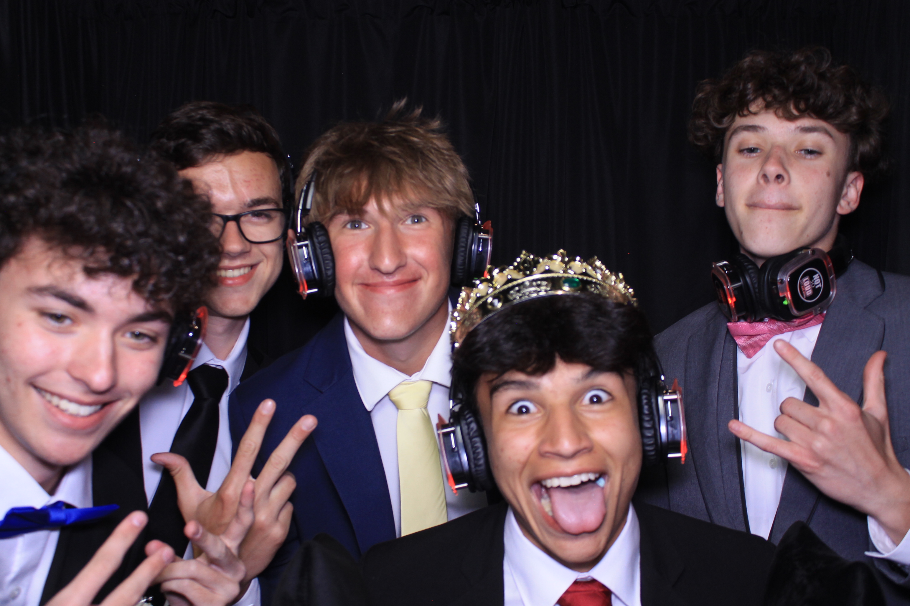 Carroll HS Prom | View more photos from the event at gallery.photoboothcincy.com/u/PhotoBoothCincy/Carroll-HS-Prom-1