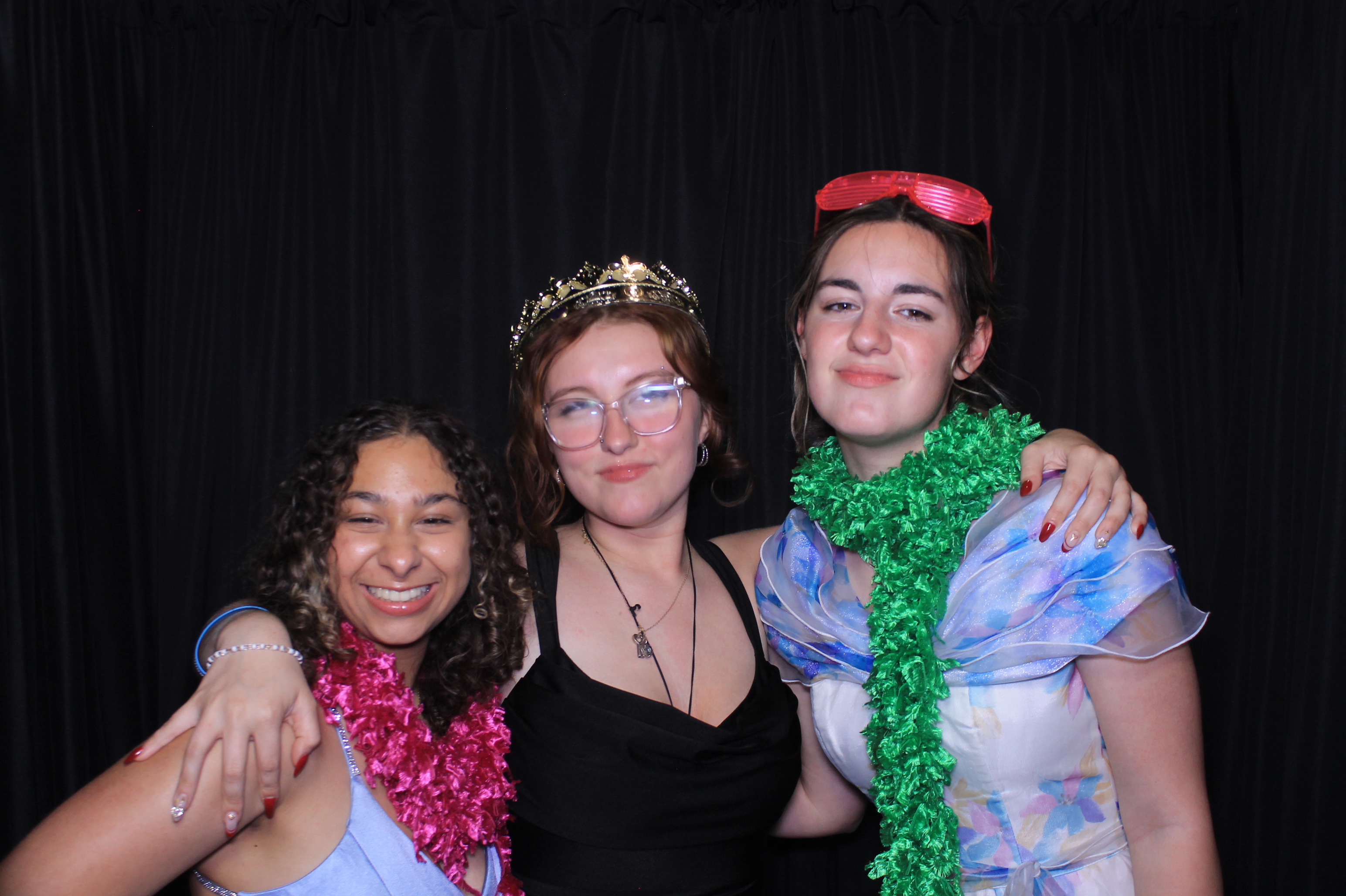 Carroll HS Prom | View more photos from the event at gallery.photoboothcincy.com/u/PhotoBoothCincy/Carroll-HS-Prom-1