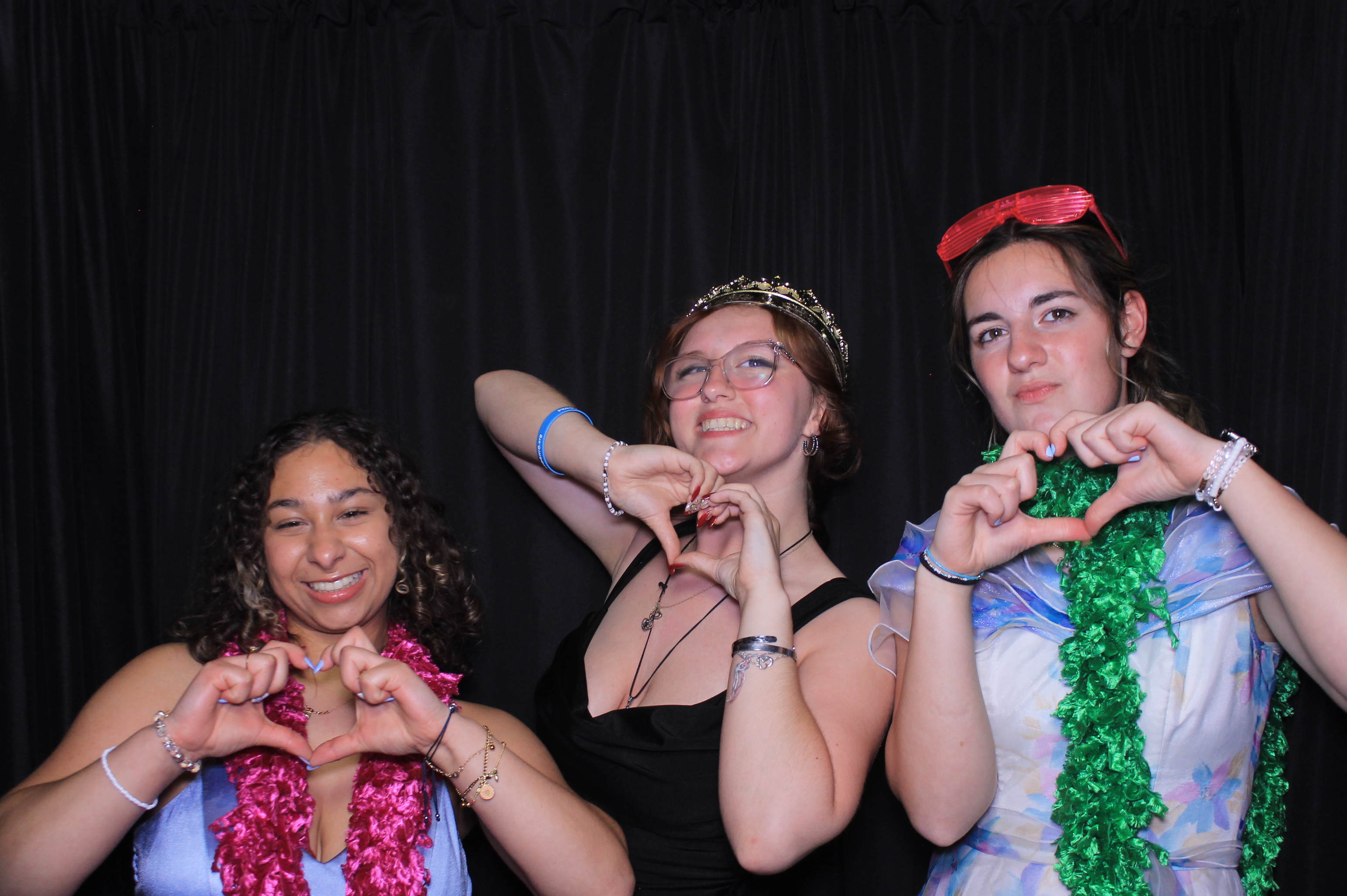 Carroll HS Prom | View more photos from the event at gallery.photoboothcincy.com/u/PhotoBoothCincy/Carroll-HS-Prom-1