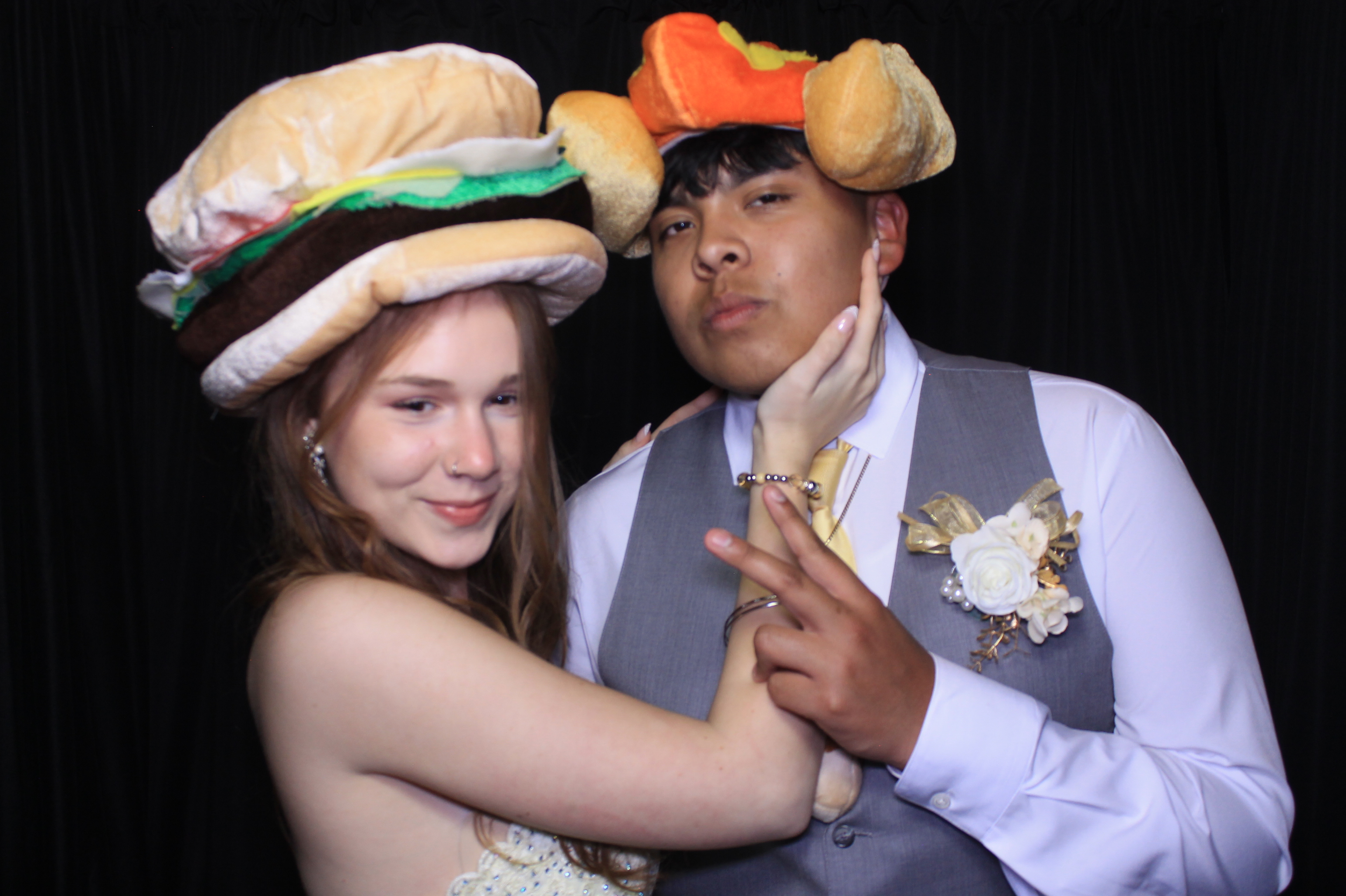 Carroll HS Prom | View more photos from the event at gallery.photoboothcincy.com/u/PhotoBoothCincy/Carroll-HS-Prom-1