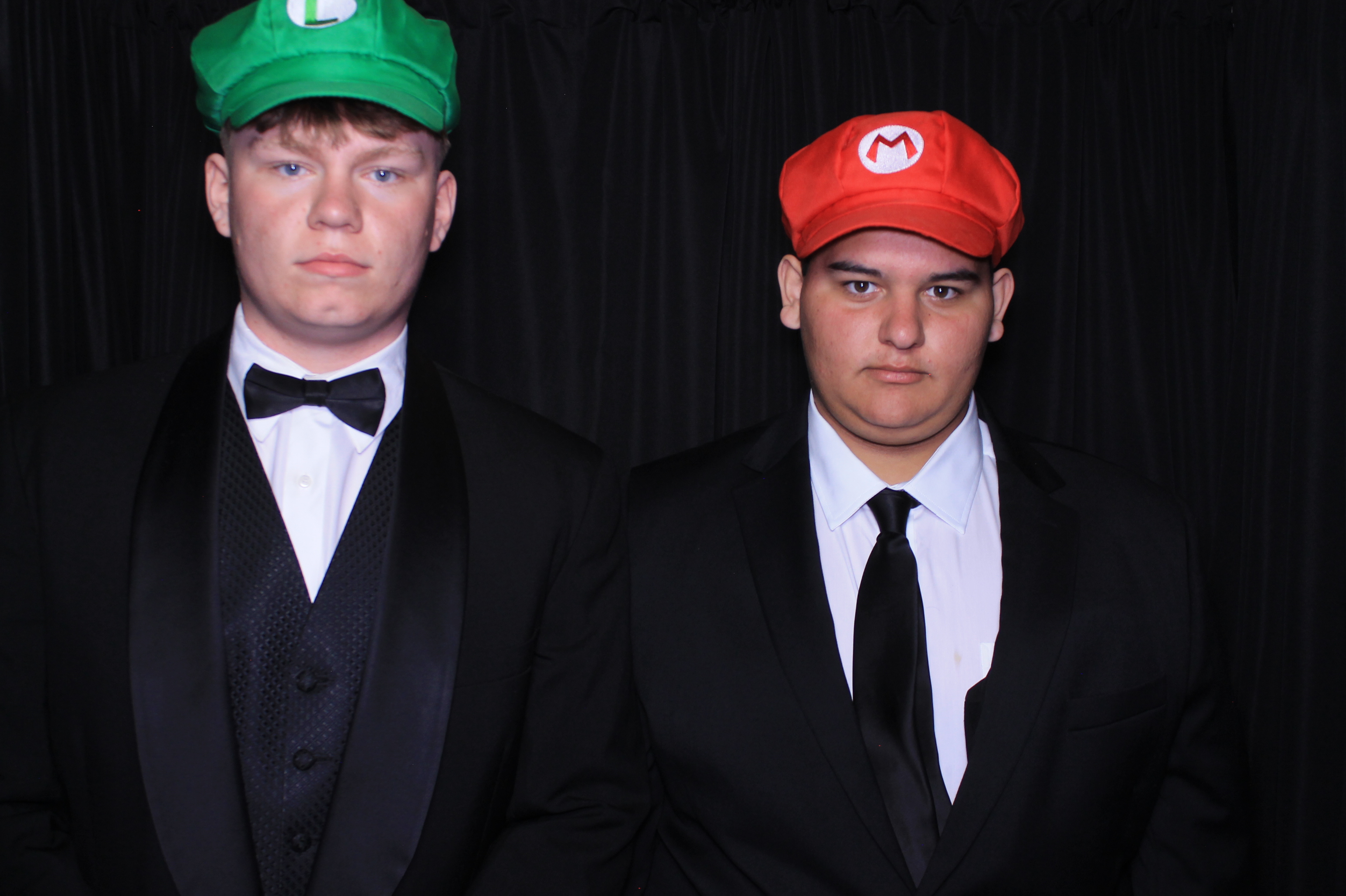 Carroll HS Prom | View more photos from the event at gallery.photoboothcincy.com/u/PhotoBoothCincy/Carroll-HS-Prom-1