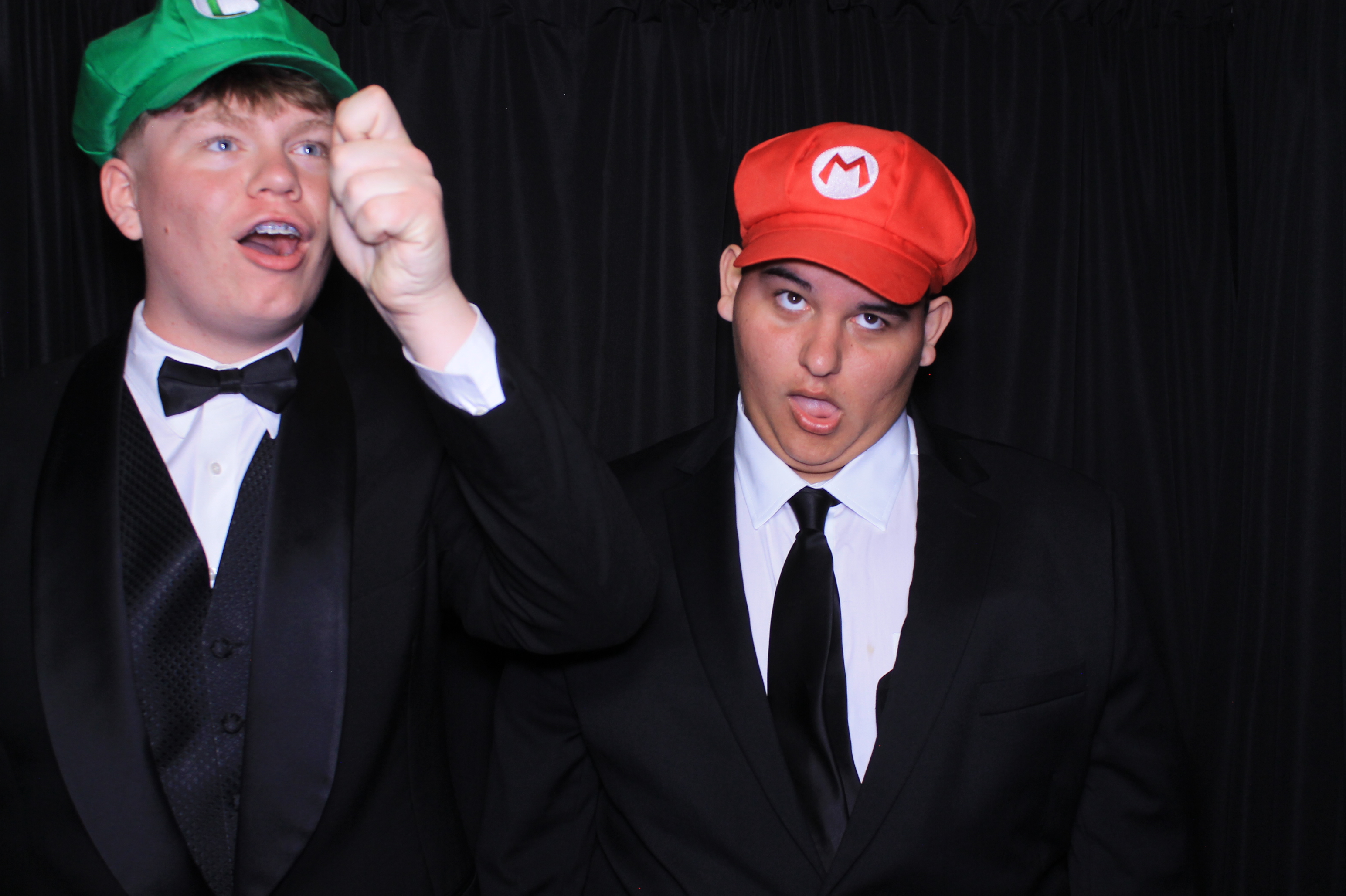 Carroll HS Prom | View more photos from the event at gallery.photoboothcincy.com/u/PhotoBoothCincy/Carroll-HS-Prom-1