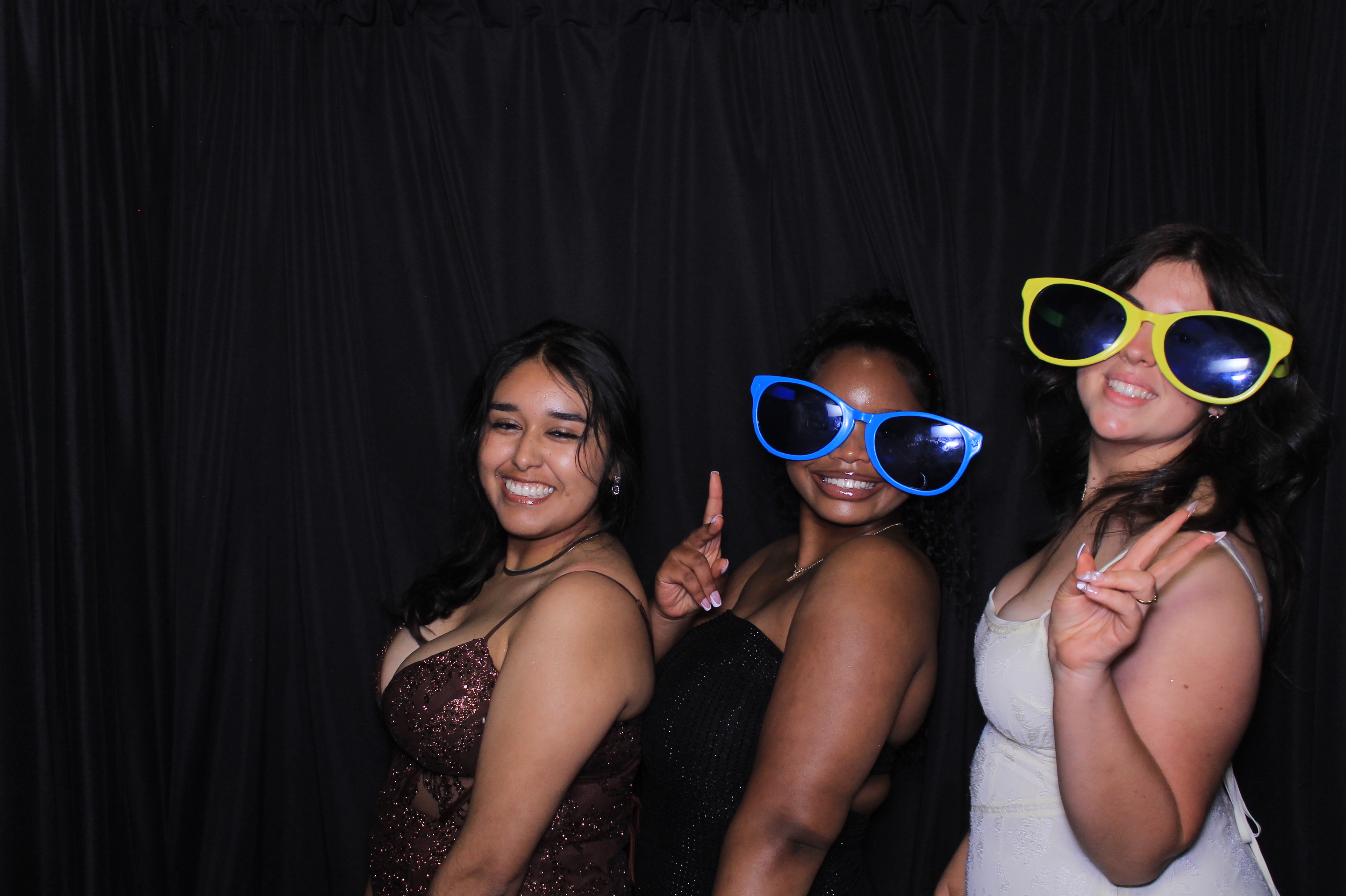 Carroll HS Prom | View more photos from the event at gallery.photoboothcincy.com/u/PhotoBoothCincy/Carroll-HS-Prom-1