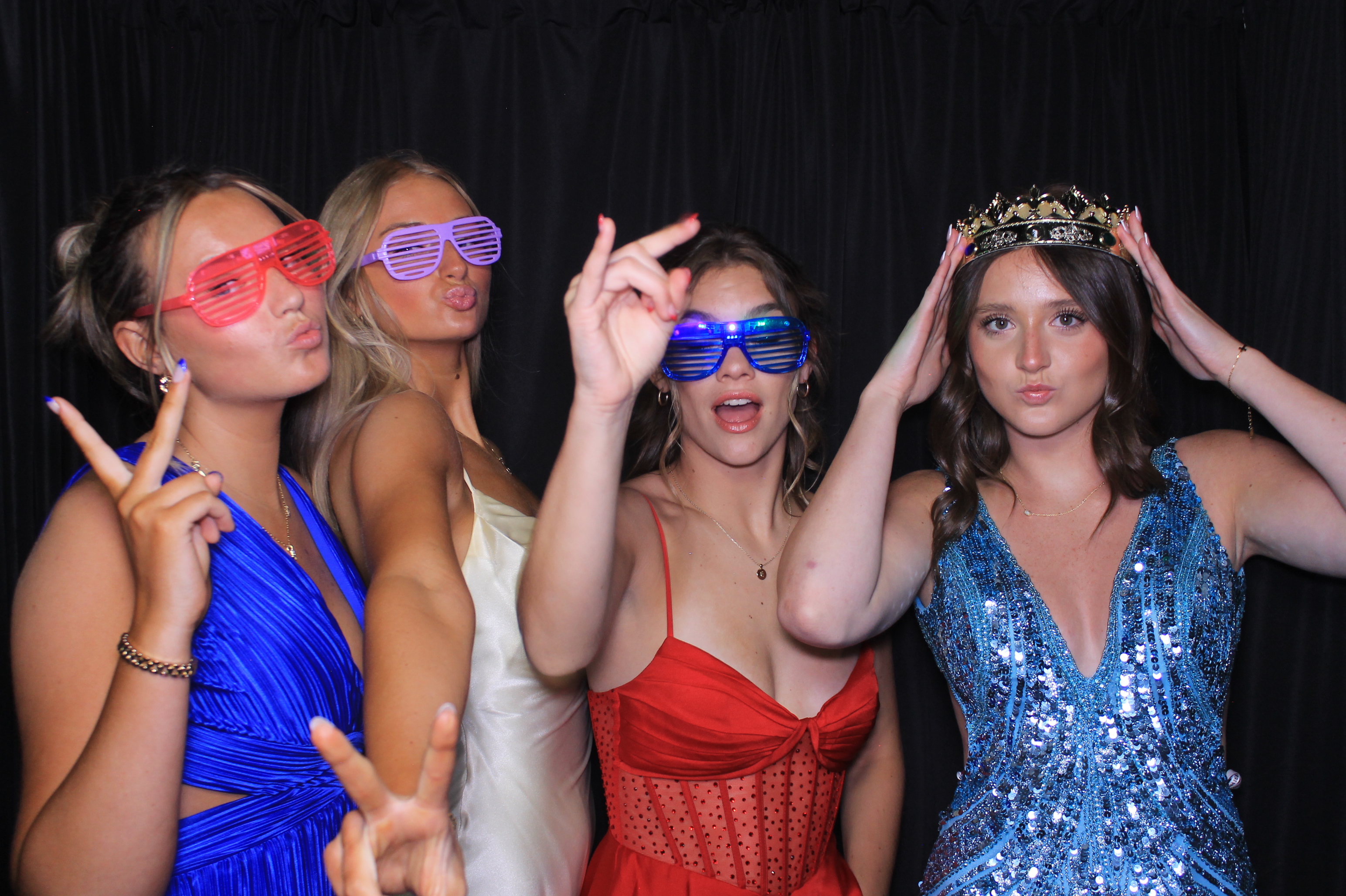Carroll HS Prom | View more photos from the event at gallery.photoboothcincy.com/u/PhotoBoothCincy/Carroll-HS-Prom-1