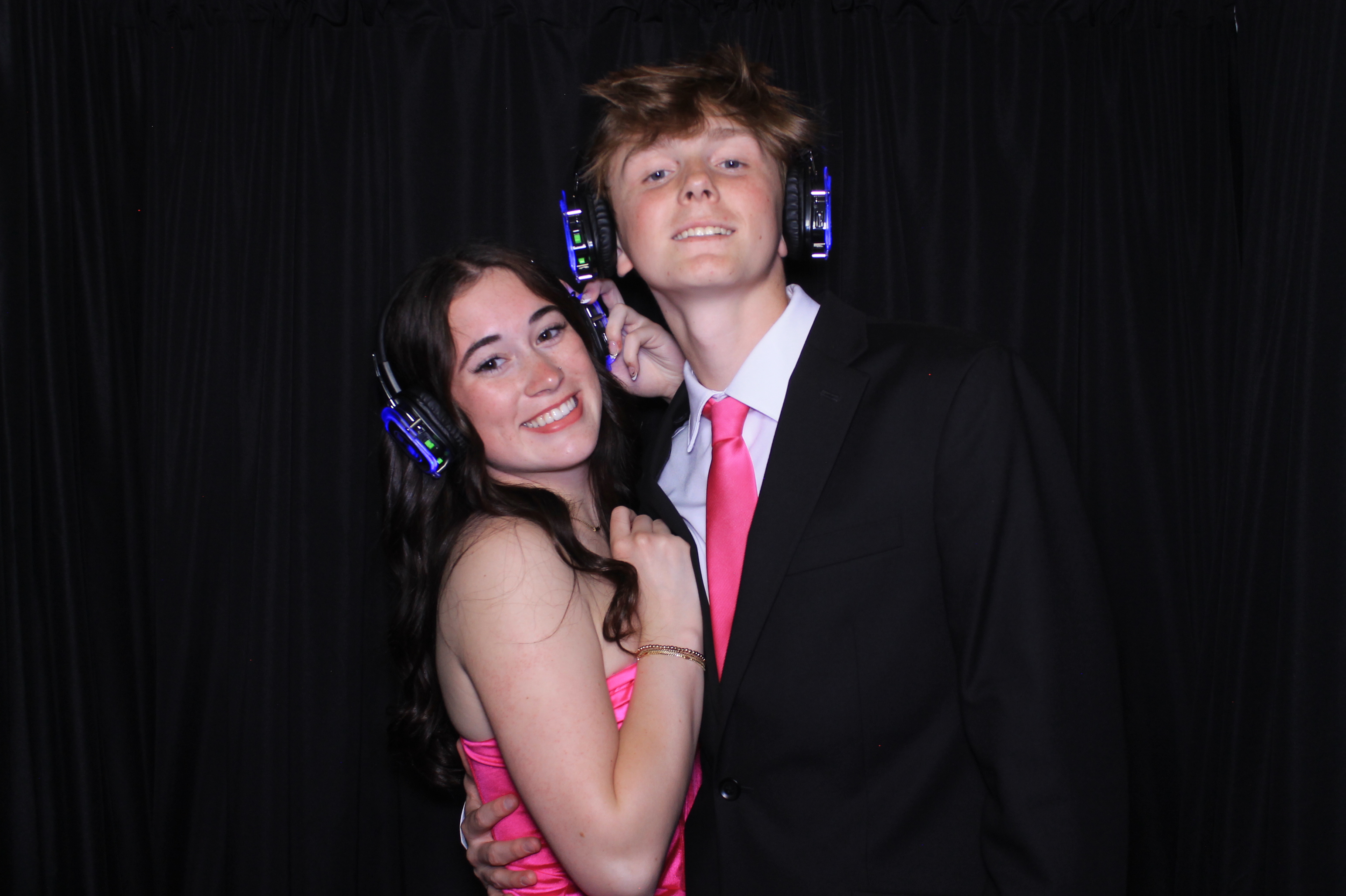 Carroll HS Prom | View more photos from the event at gallery.photoboothcincy.com/u/PhotoBoothCincy/Carroll-HS-Prom-1