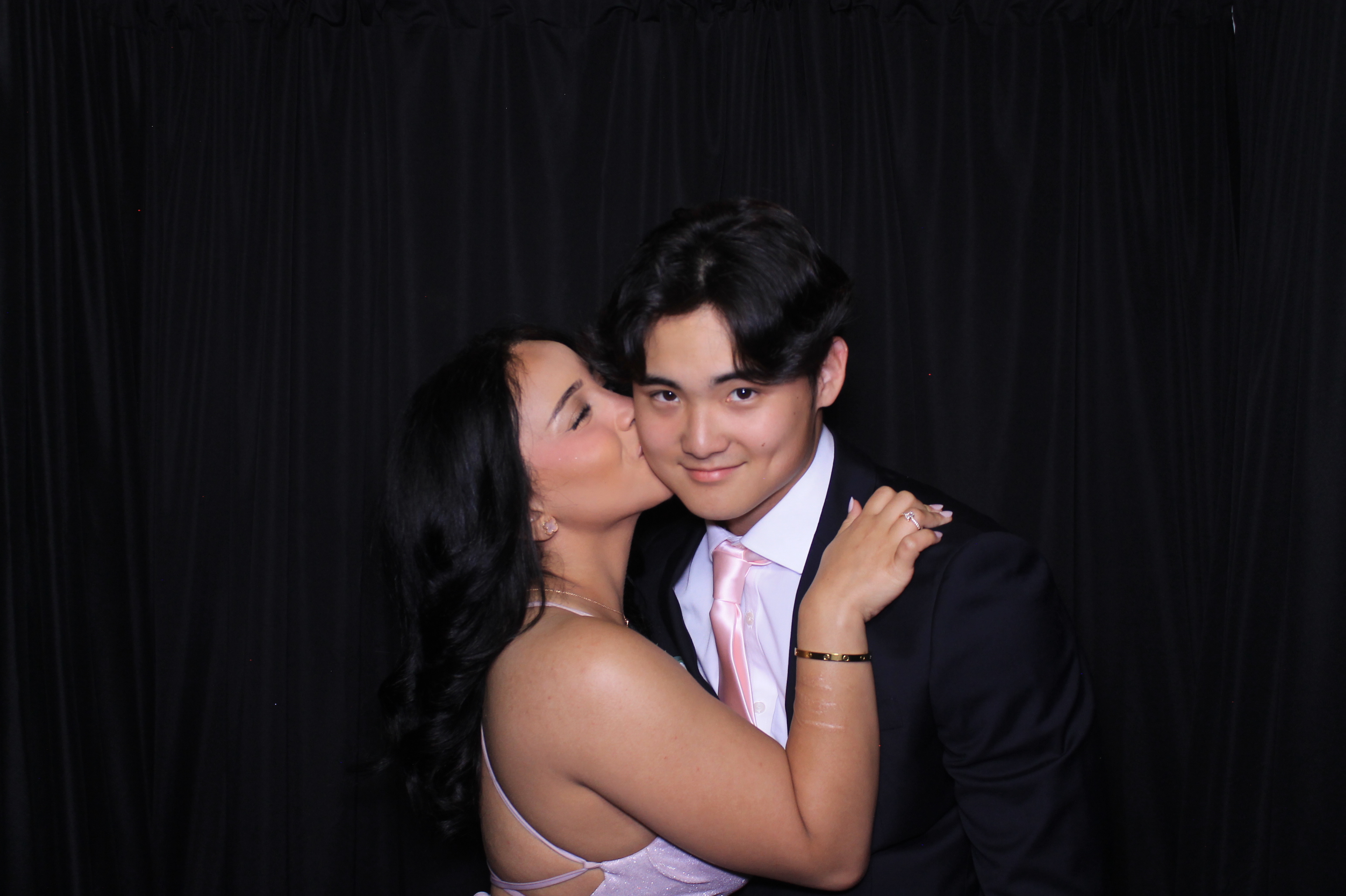 Carroll HS Prom | View more photos from the event at gallery.photoboothcincy.com/u/PhotoBoothCincy/Carroll-HS-Prom-1