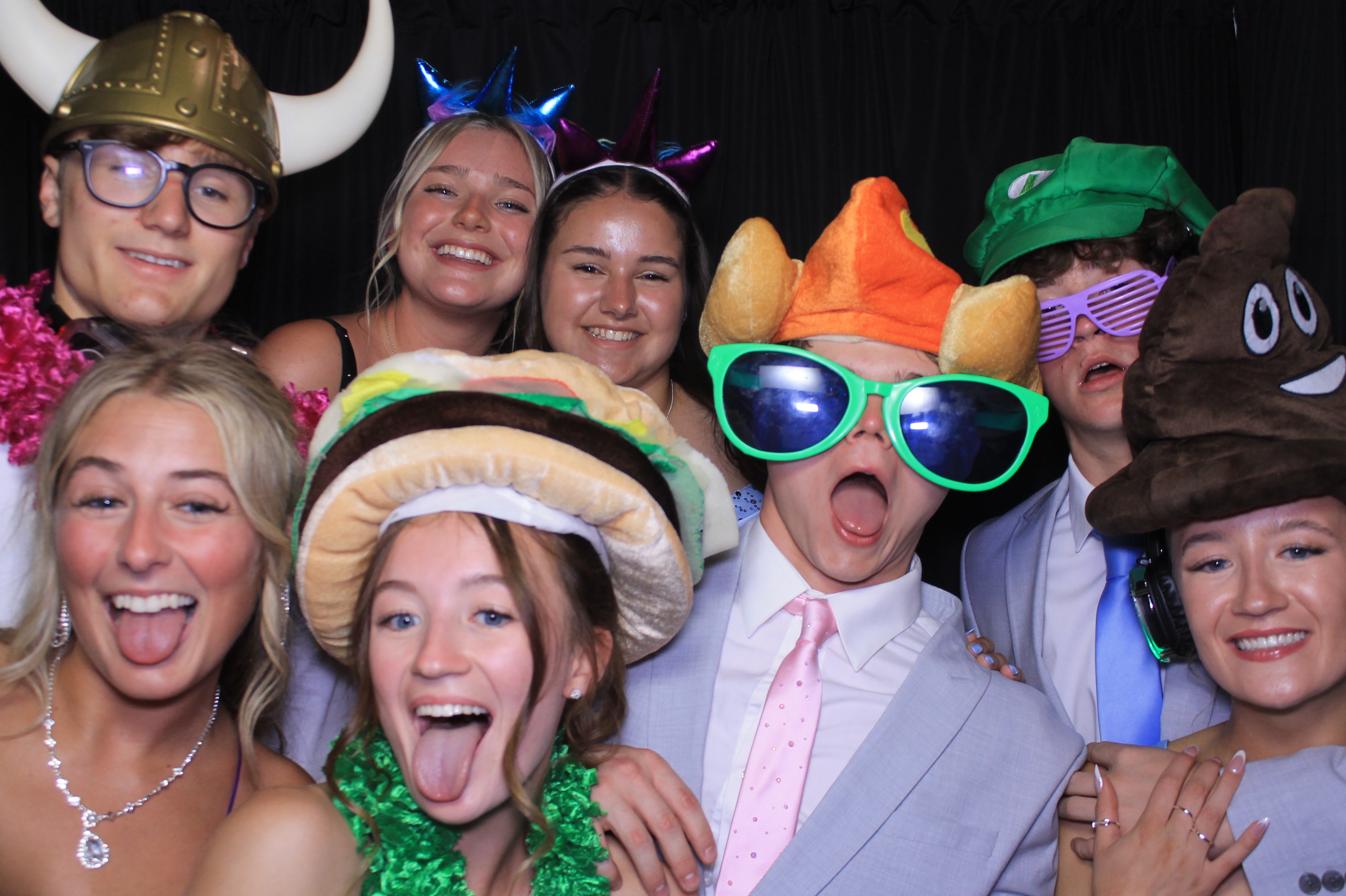 Carroll HS Prom | View more photos from the event at gallery.photoboothcincy.com/u/PhotoBoothCincy/Carroll-HS-Prom-1