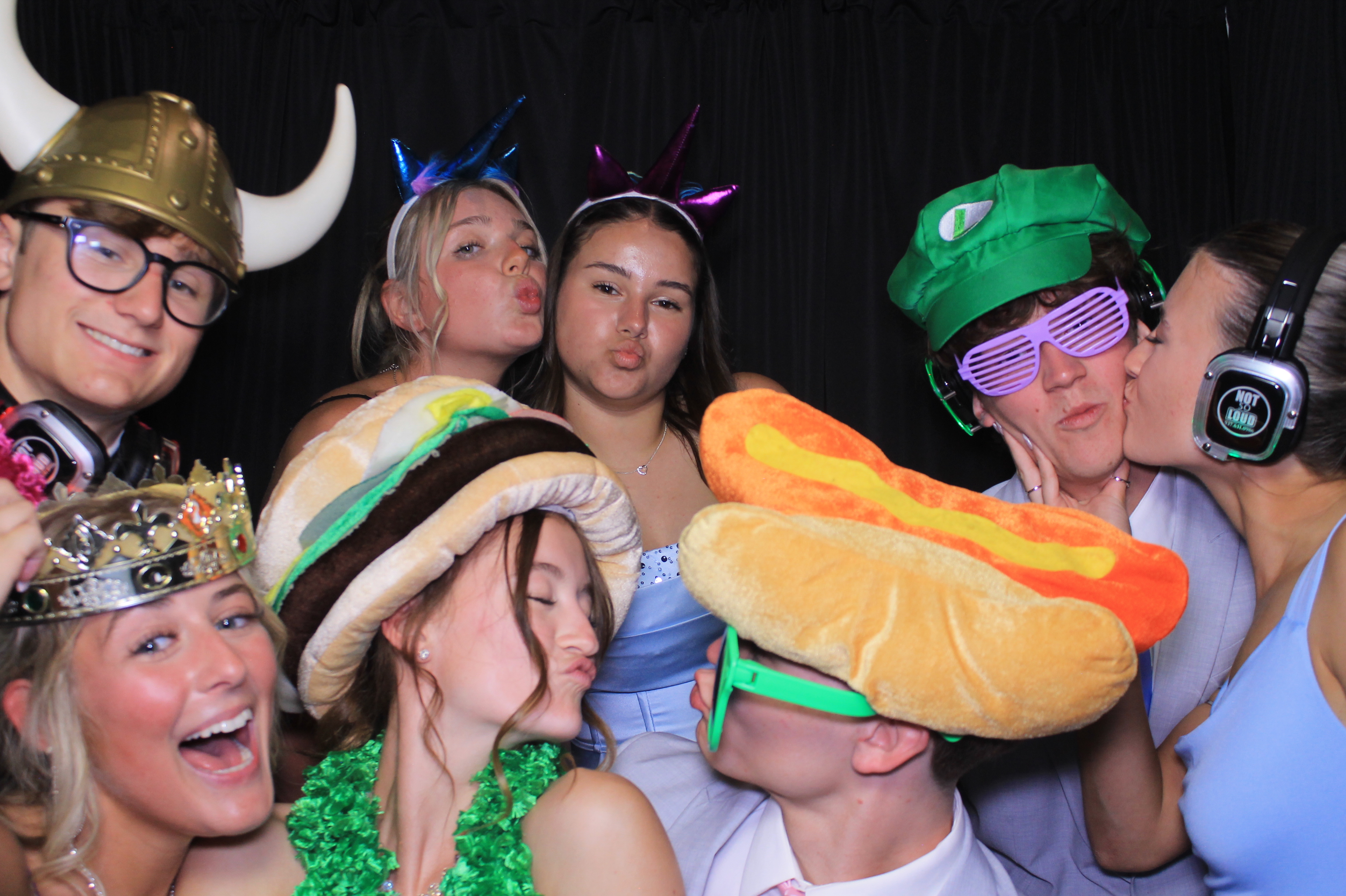 Carroll HS Prom | View more photos from the event at gallery.photoboothcincy.com/u/PhotoBoothCincy/Carroll-HS-Prom-1