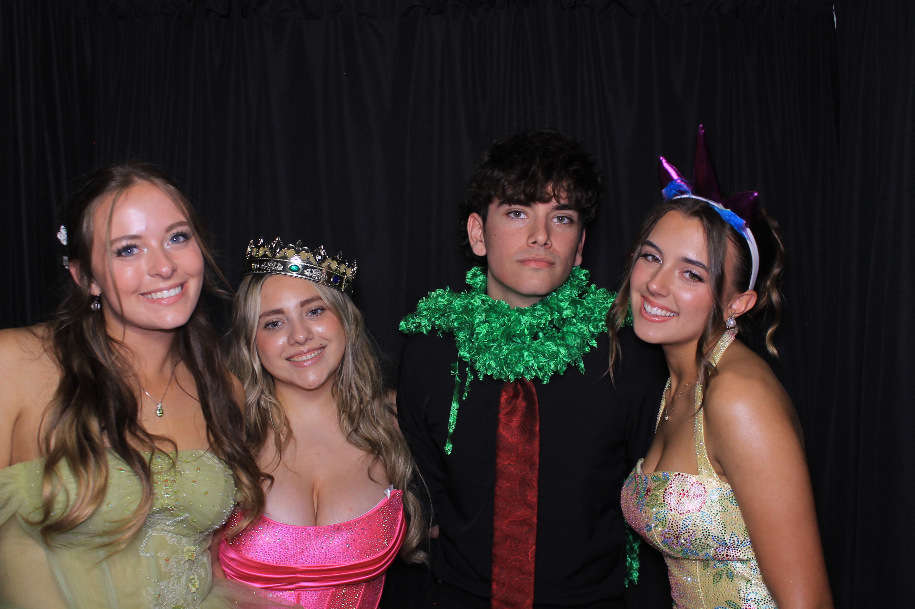 Carroll HS Prom | View more photos from the event at gallery.photoboothcincy.com/u/PhotoBoothCincy/Carroll-HS-Prom-1