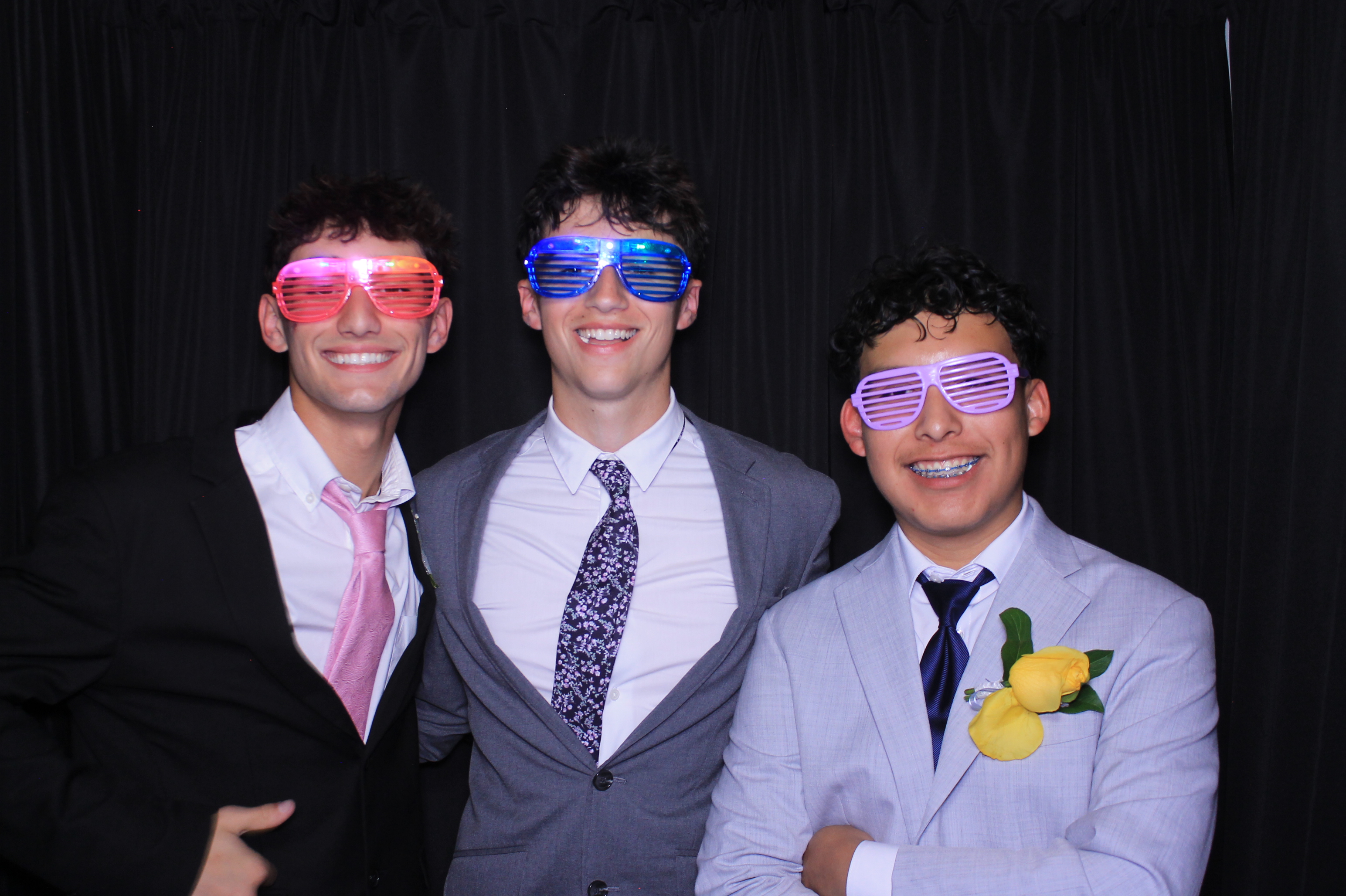 Carroll HS Prom | View more photos from the event at gallery.photoboothcincy.com/u/PhotoBoothCincy/Carroll-HS-Prom-1