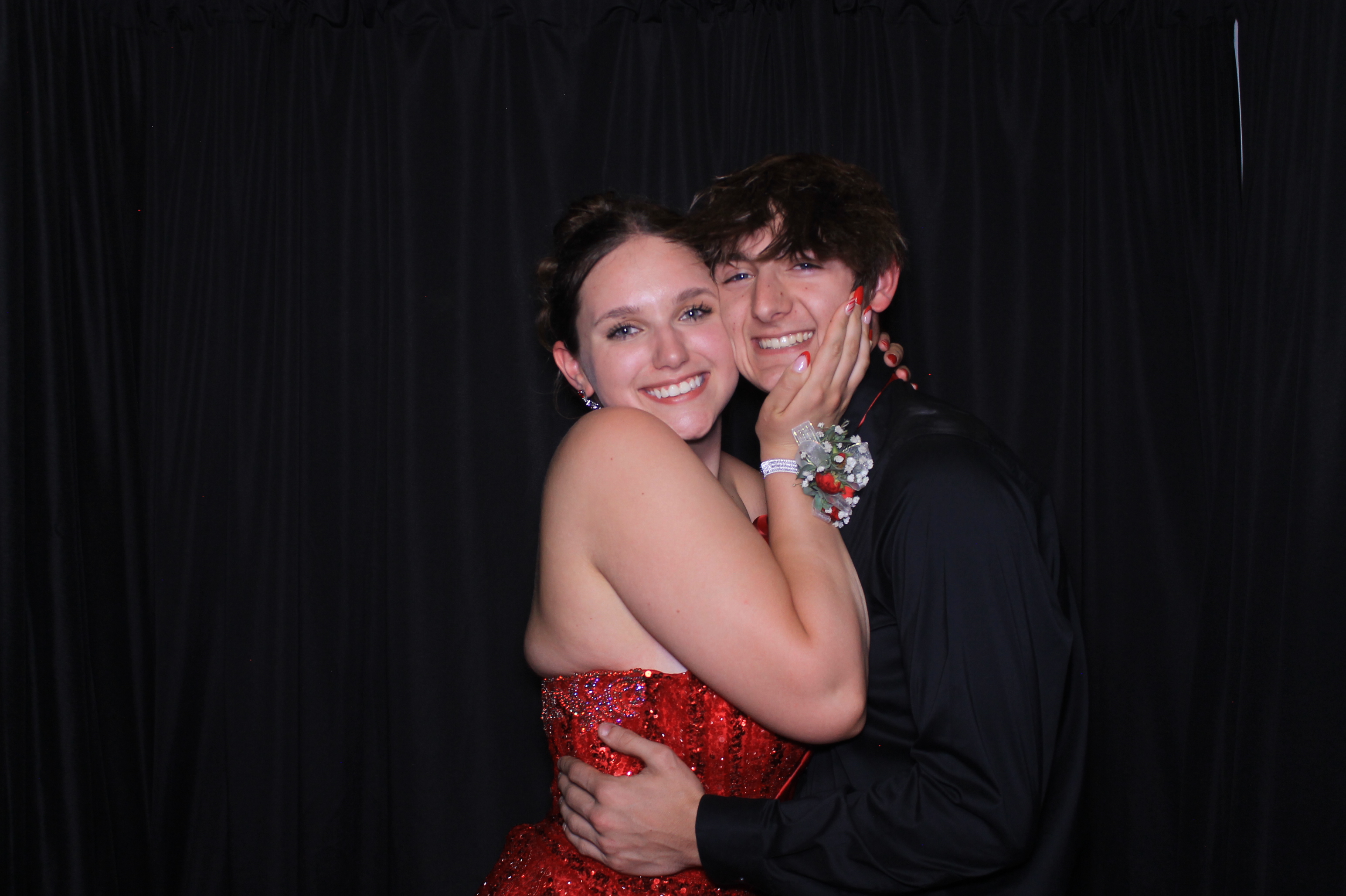 Carroll HS Prom | View more photos from the event at gallery.photoboothcincy.com/u/PhotoBoothCincy/Carroll-HS-Prom-1