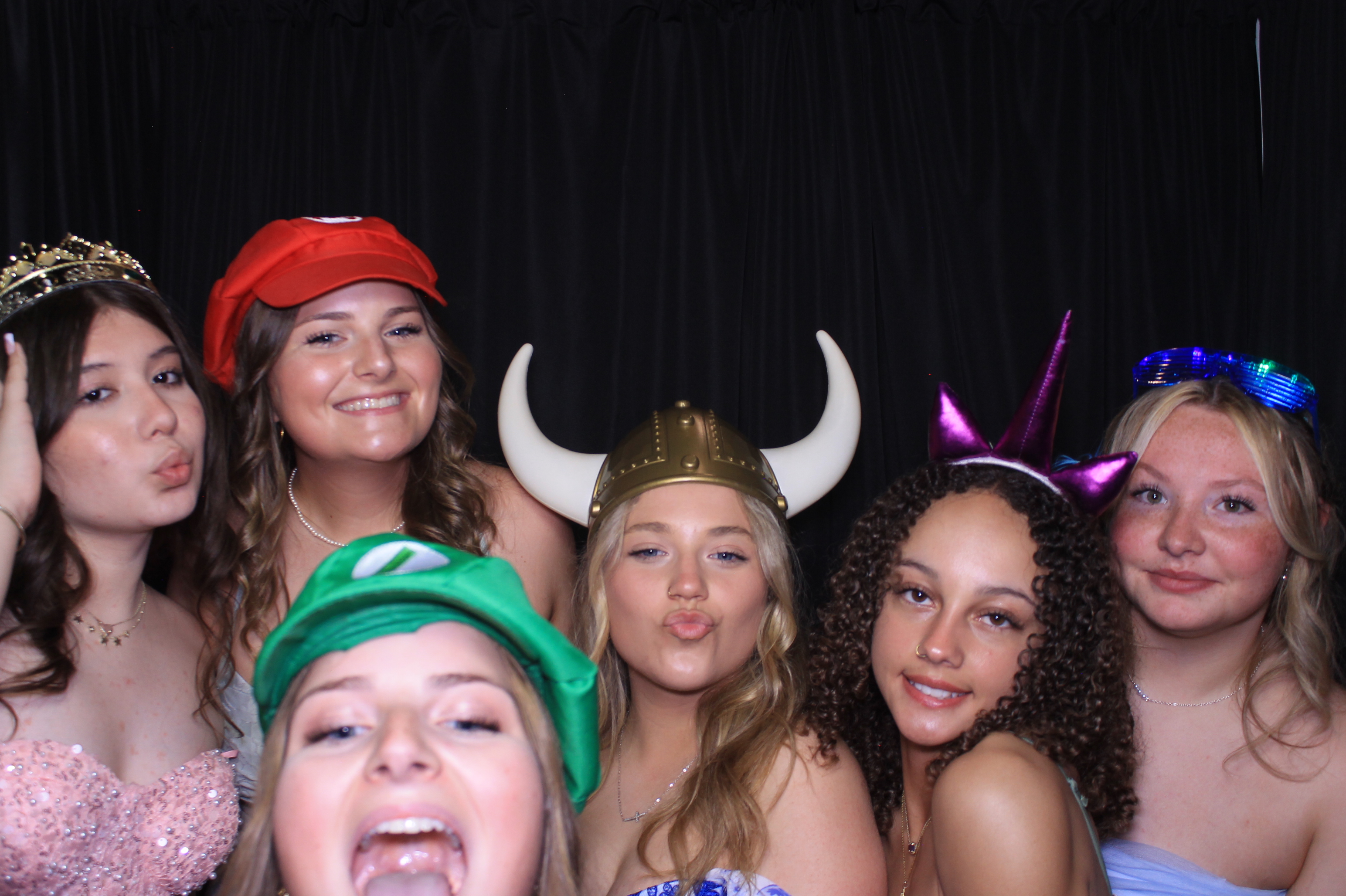 Carroll HS Prom | View more photos from the event at gallery.photoboothcincy.com/u/PhotoBoothCincy/Carroll-HS-Prom-1